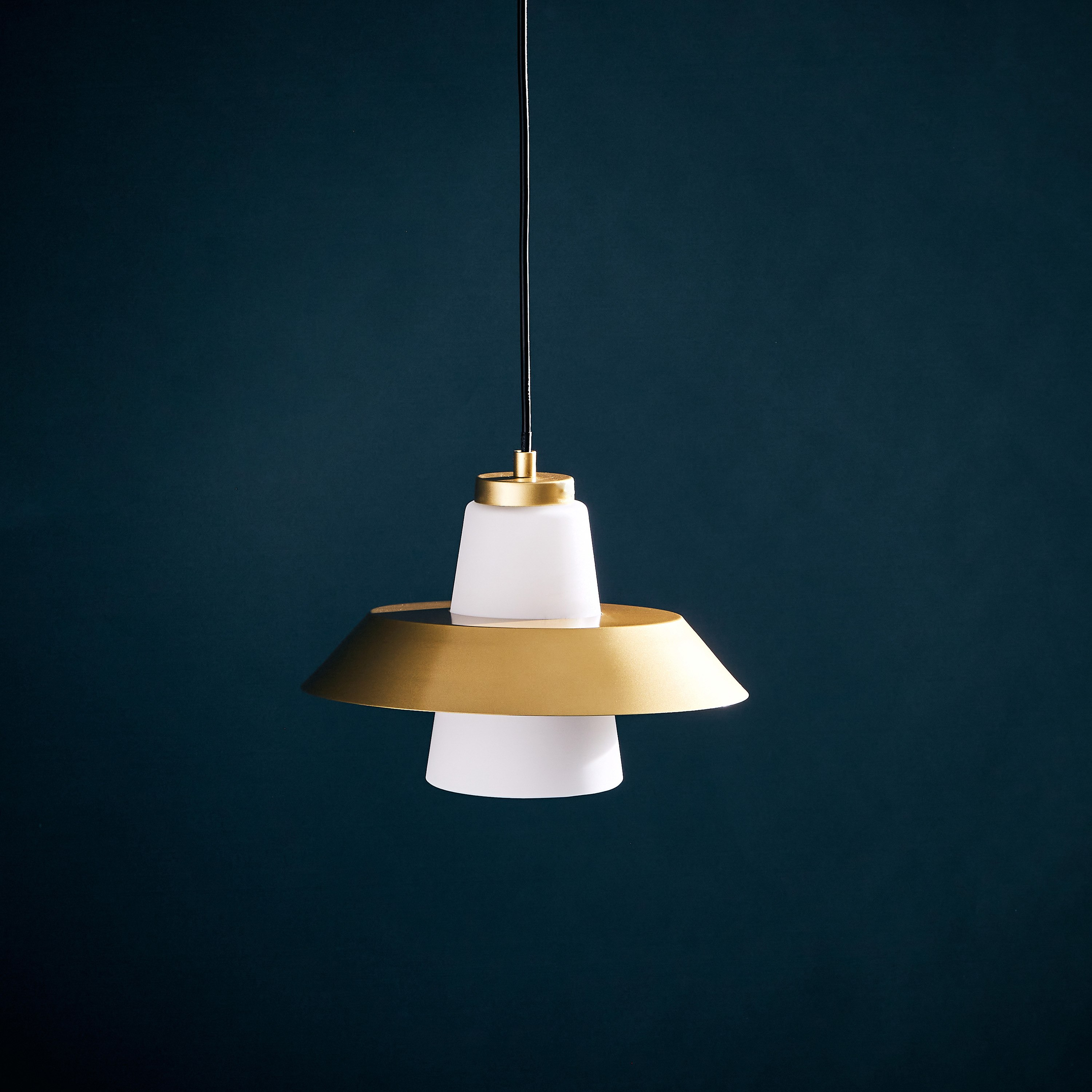 مصباح سقف معدني من إيلما - 25x15 سم-hbxhomeware-hbxdecorandfurnishings-image-2