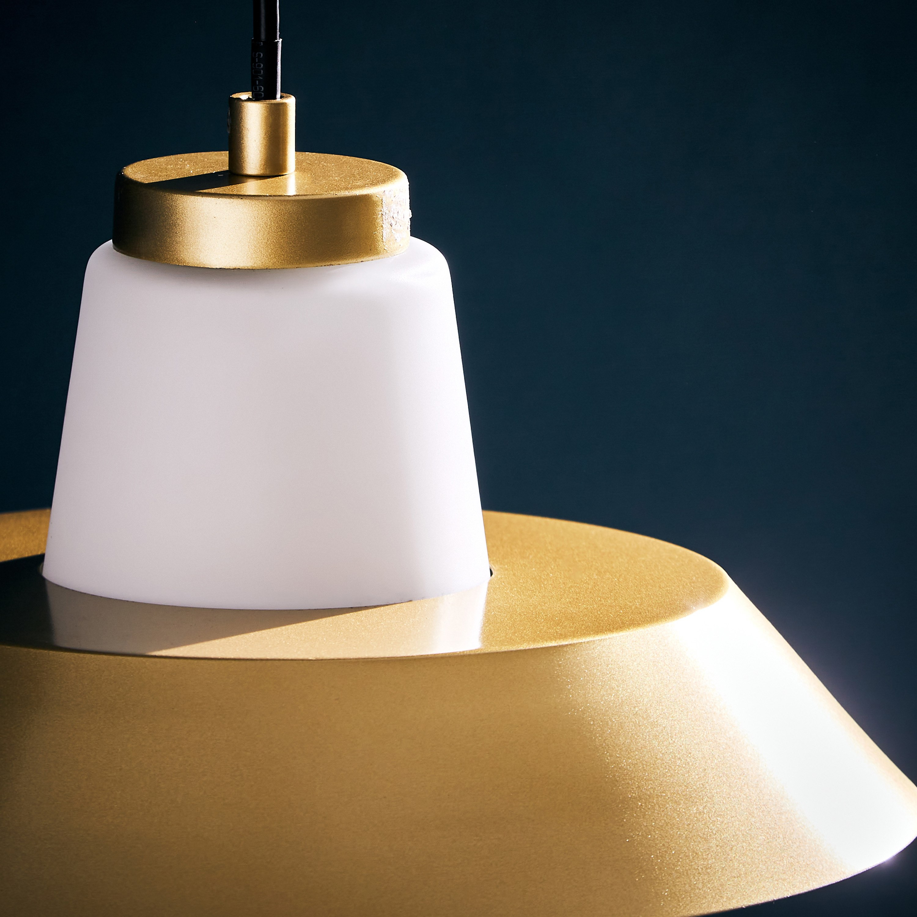 مصباح سقف معدني من إيلما - 25x15 سم-hbxhomeware-hbxdecorandfurnishings-image-3