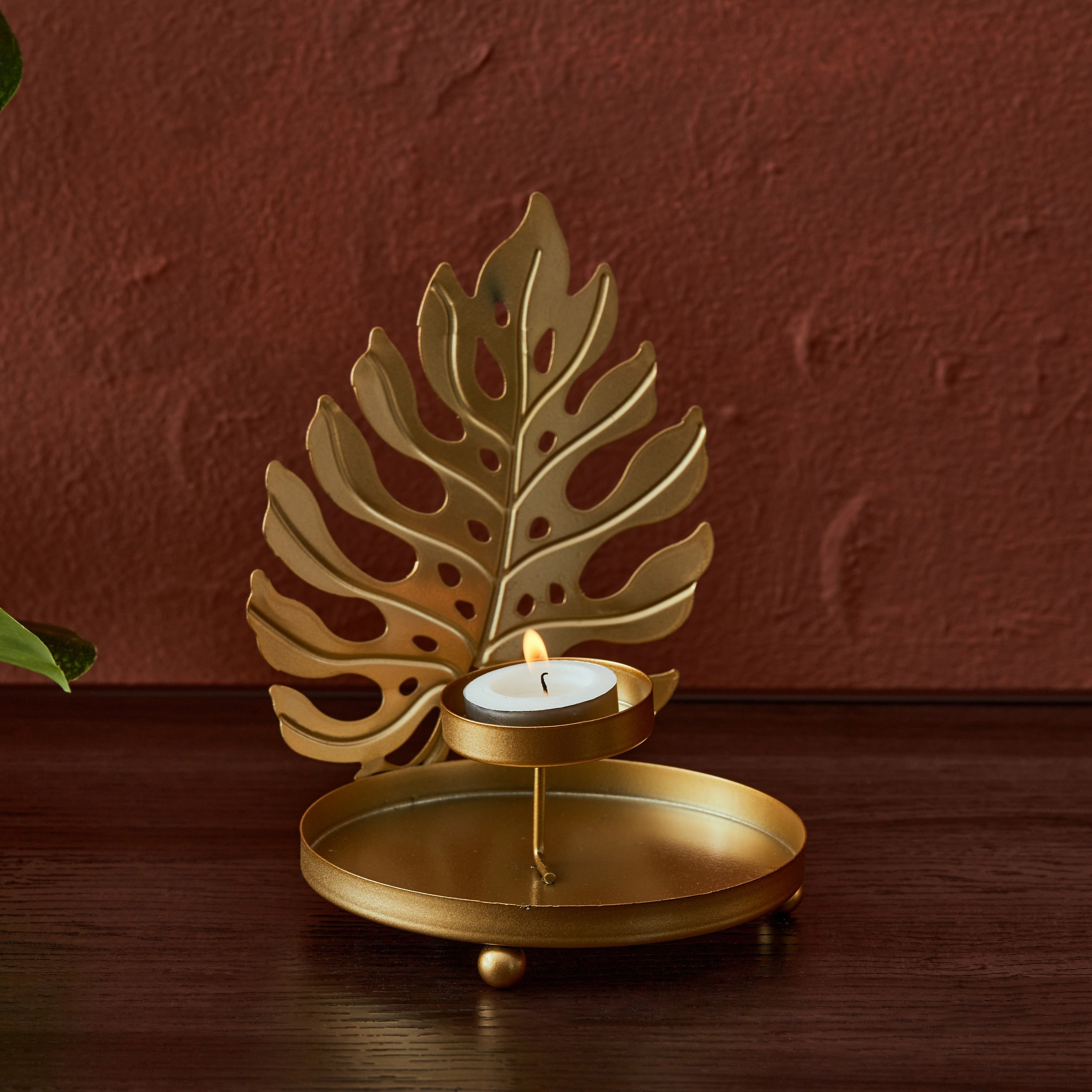حامل شموع بشكل ورقة شجر من نورا - 13x10x17 سم-hbxlivingroom-decorandaccessories-candleholders-image-1