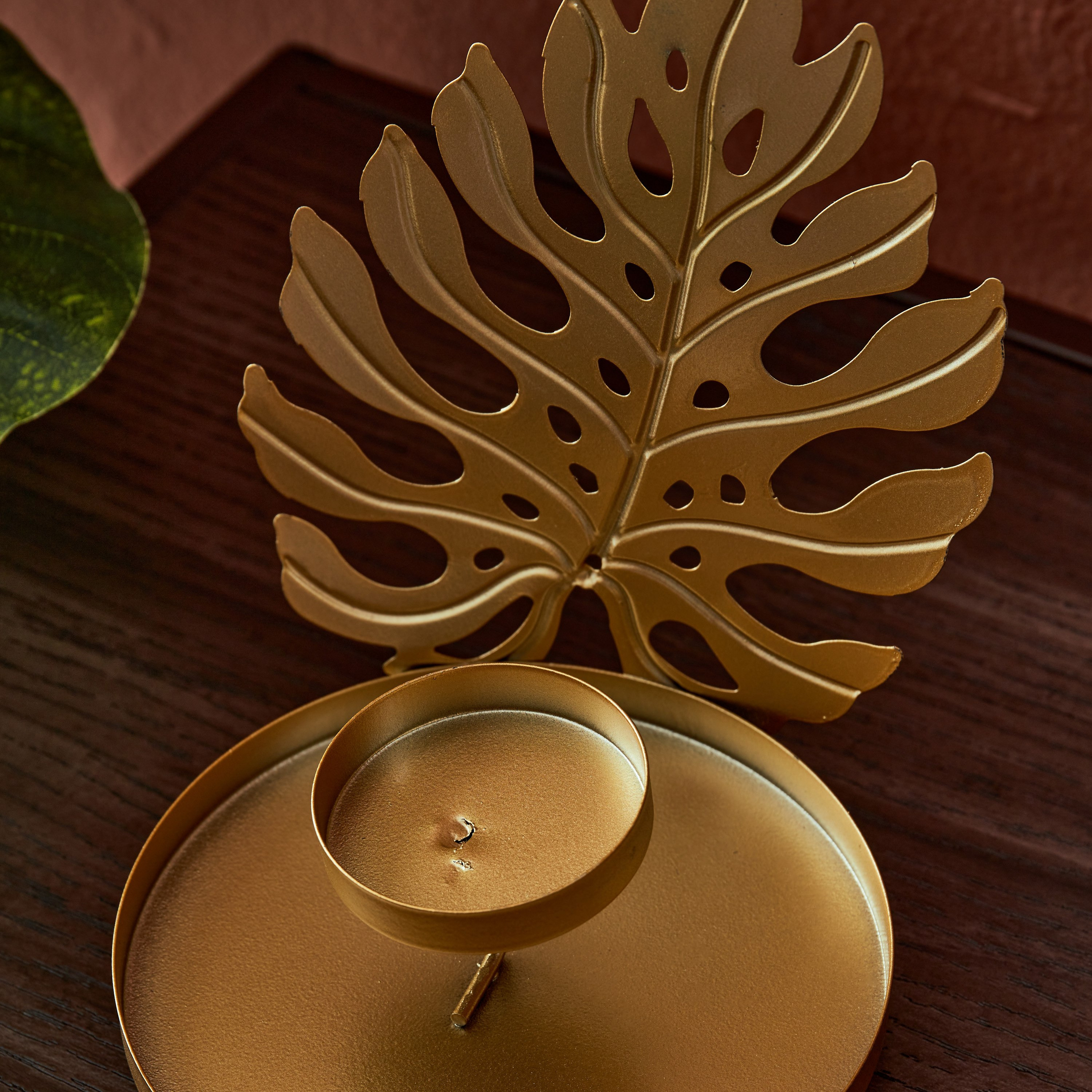 حامل شموع بشكل ورقة شجر من نورا - 13x10x17 سم-hbxlivingroom-decorandaccessories-candleholders-image-3