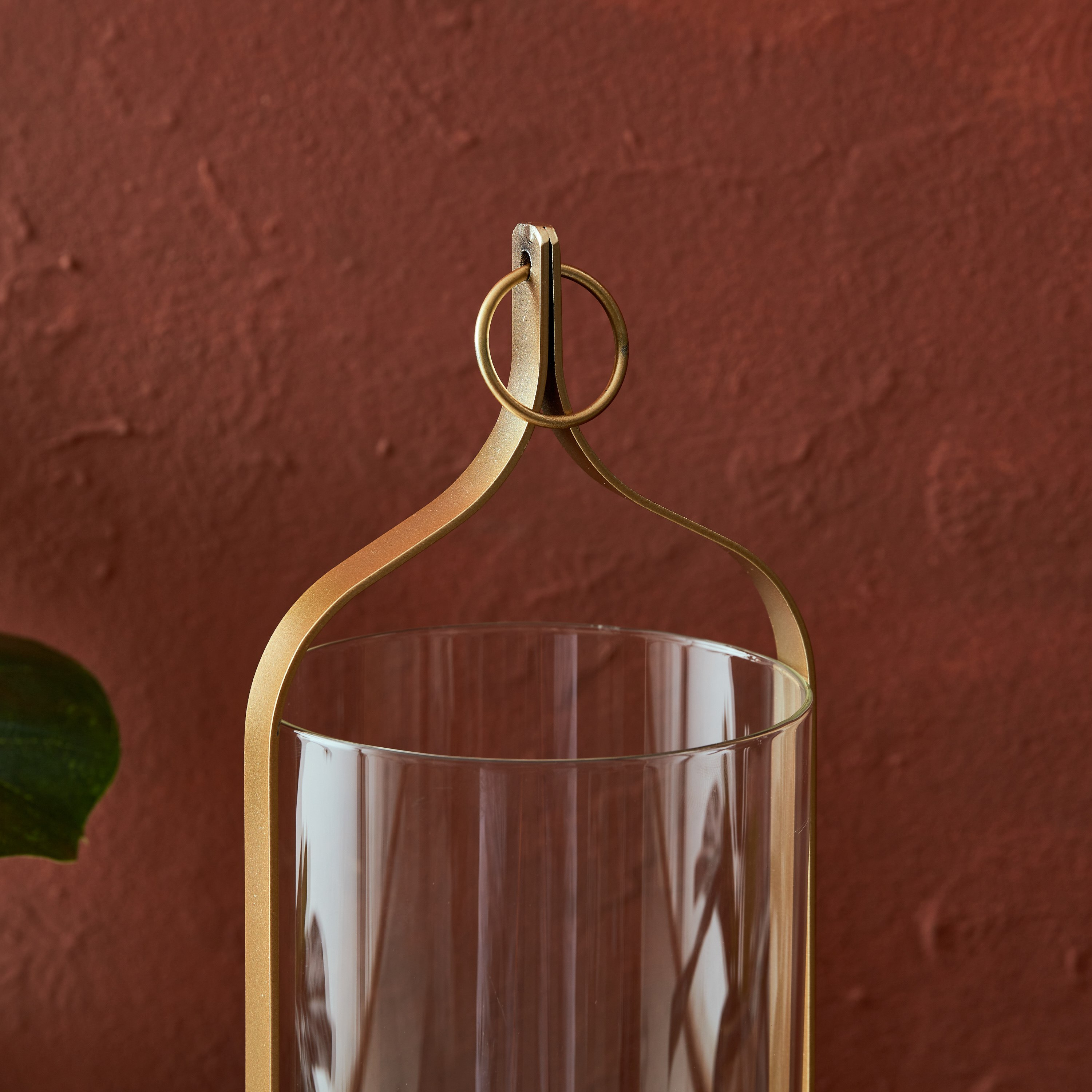 حامل شموع معدن وزجاج بمقبض من نورا - 13x13x36 سم-hbxlivingroom-decorandaccessories-candleholders-image-3