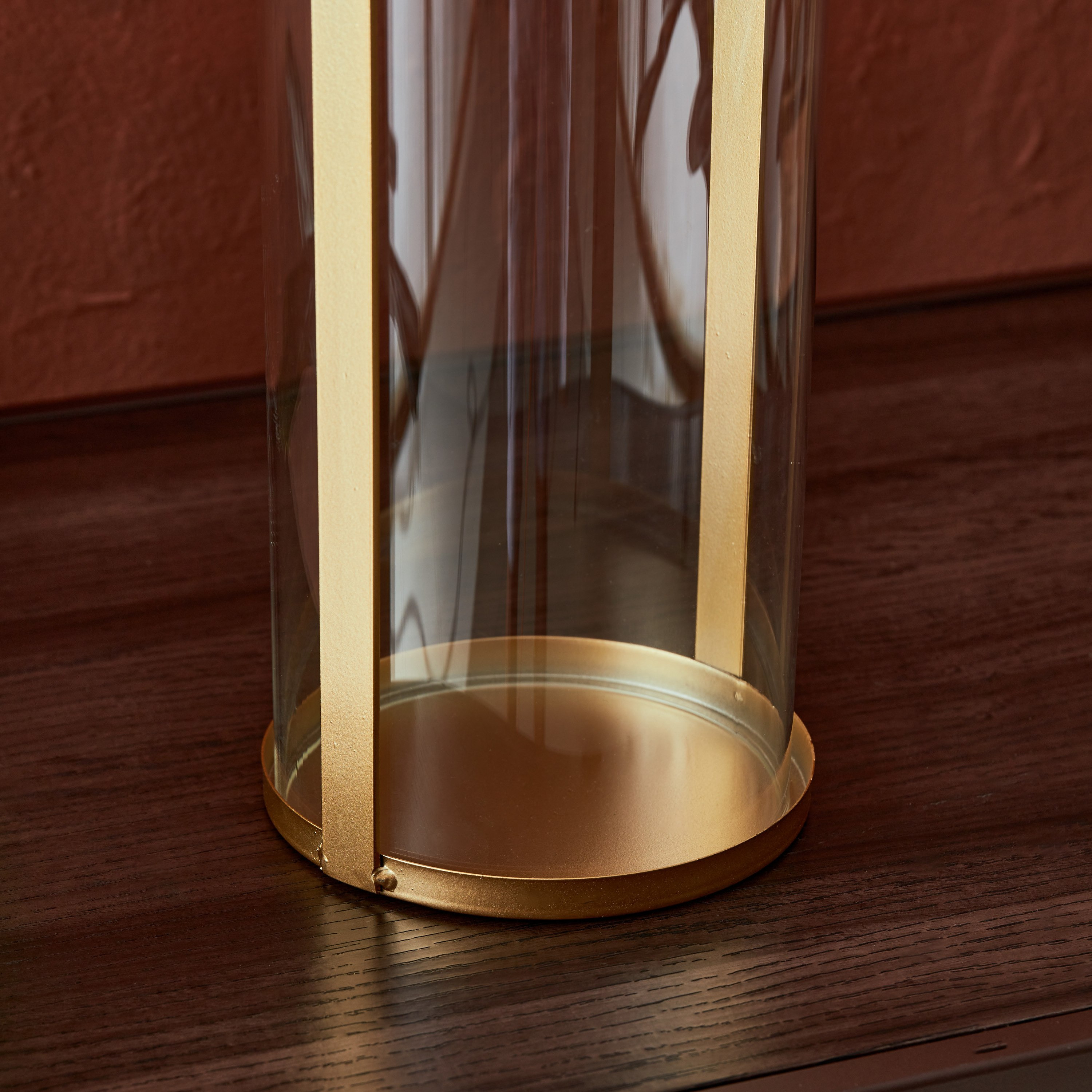حامل شموع معدن وزجاج بمقبض من نورا - 13x13x36 سم-hbxlivingroom-decorandaccessories-candleholders-image-4
