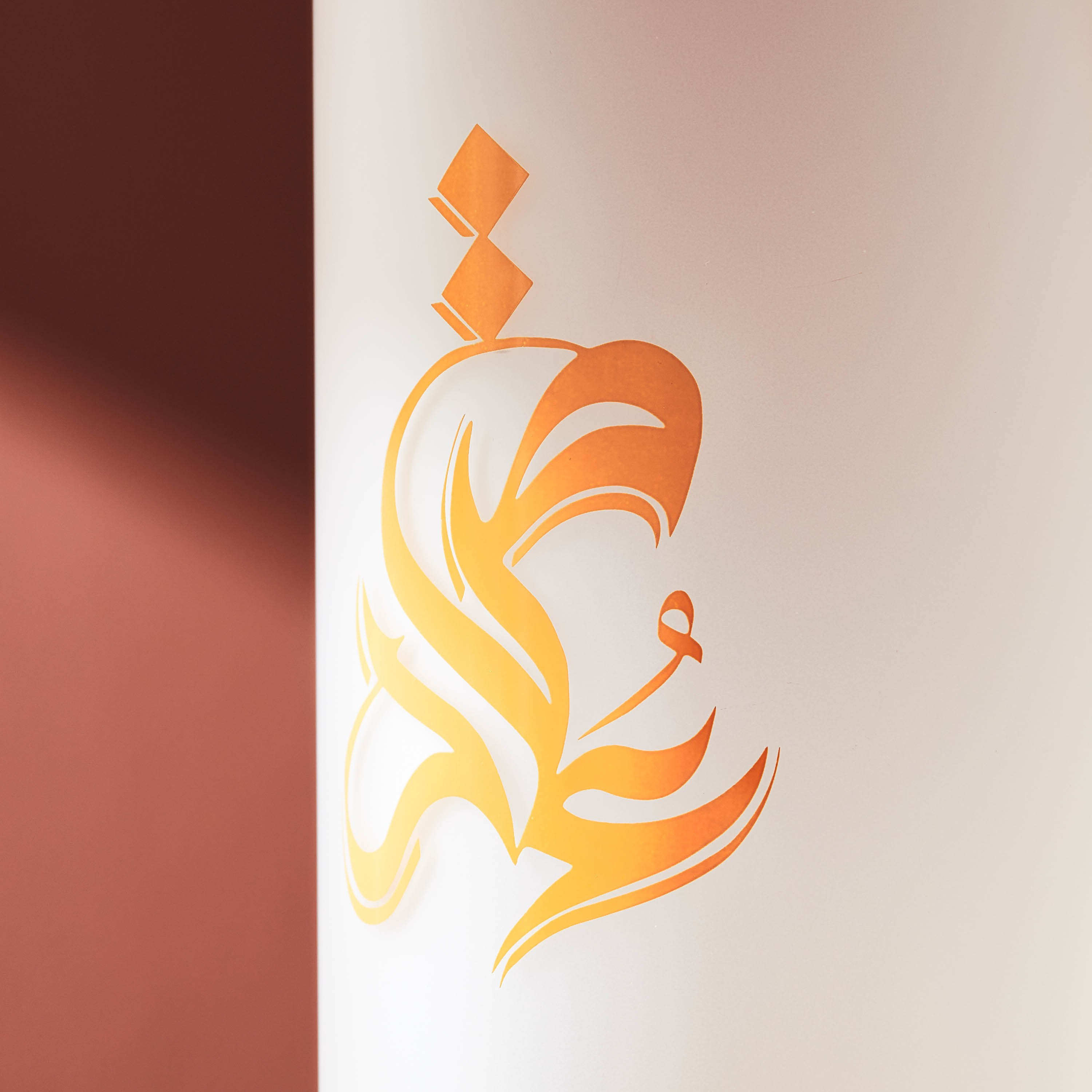 فانوس بتصميم خط عربي من نورا - 13x26 سم-hbxdecorandfurnishings-homeaccessories-lanterns-image-5