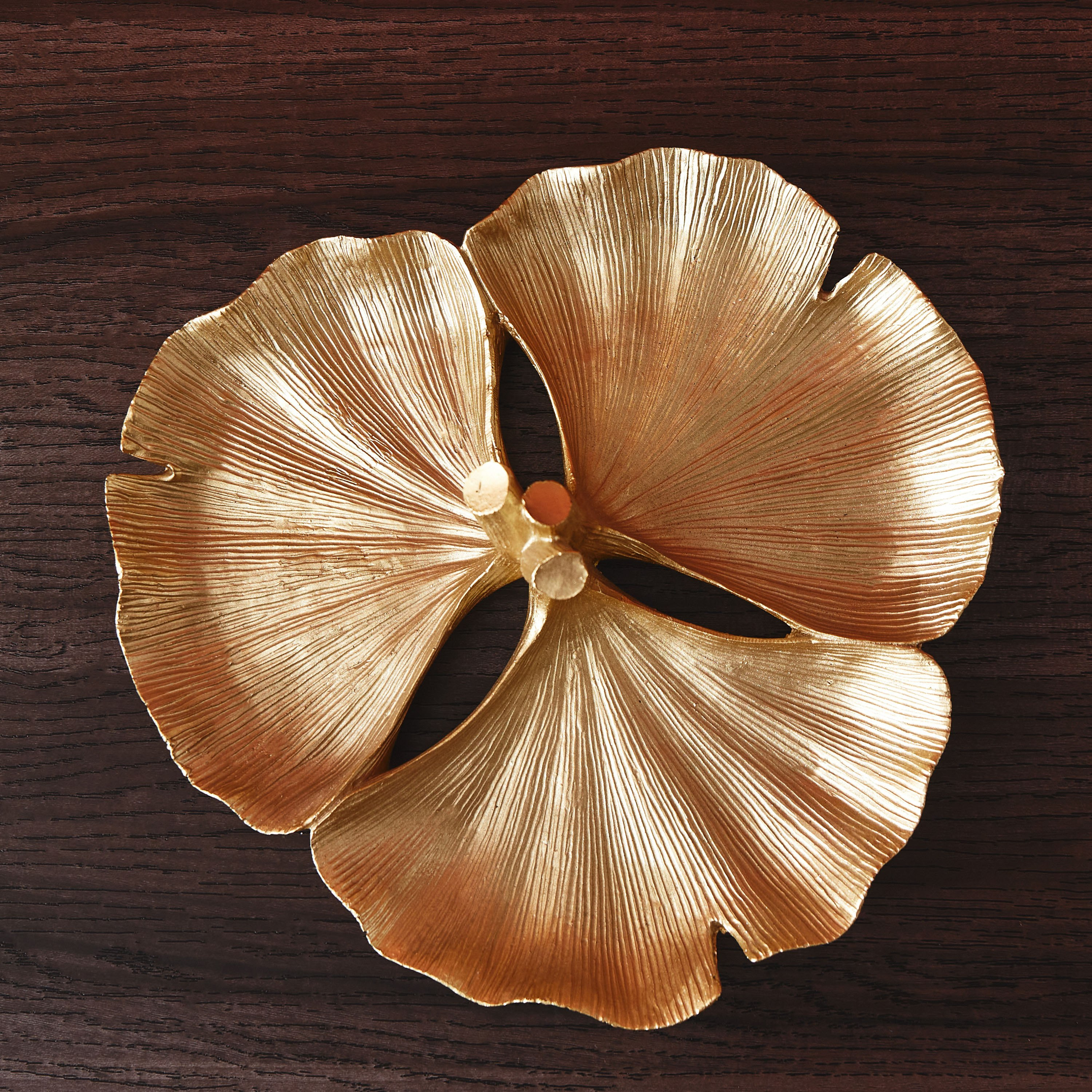 صحن جينكة مزين بـ3 أقسام من نايلا - 24x24x9 سم-hbxhomeware-hbxdecorandfurnishings-image-2