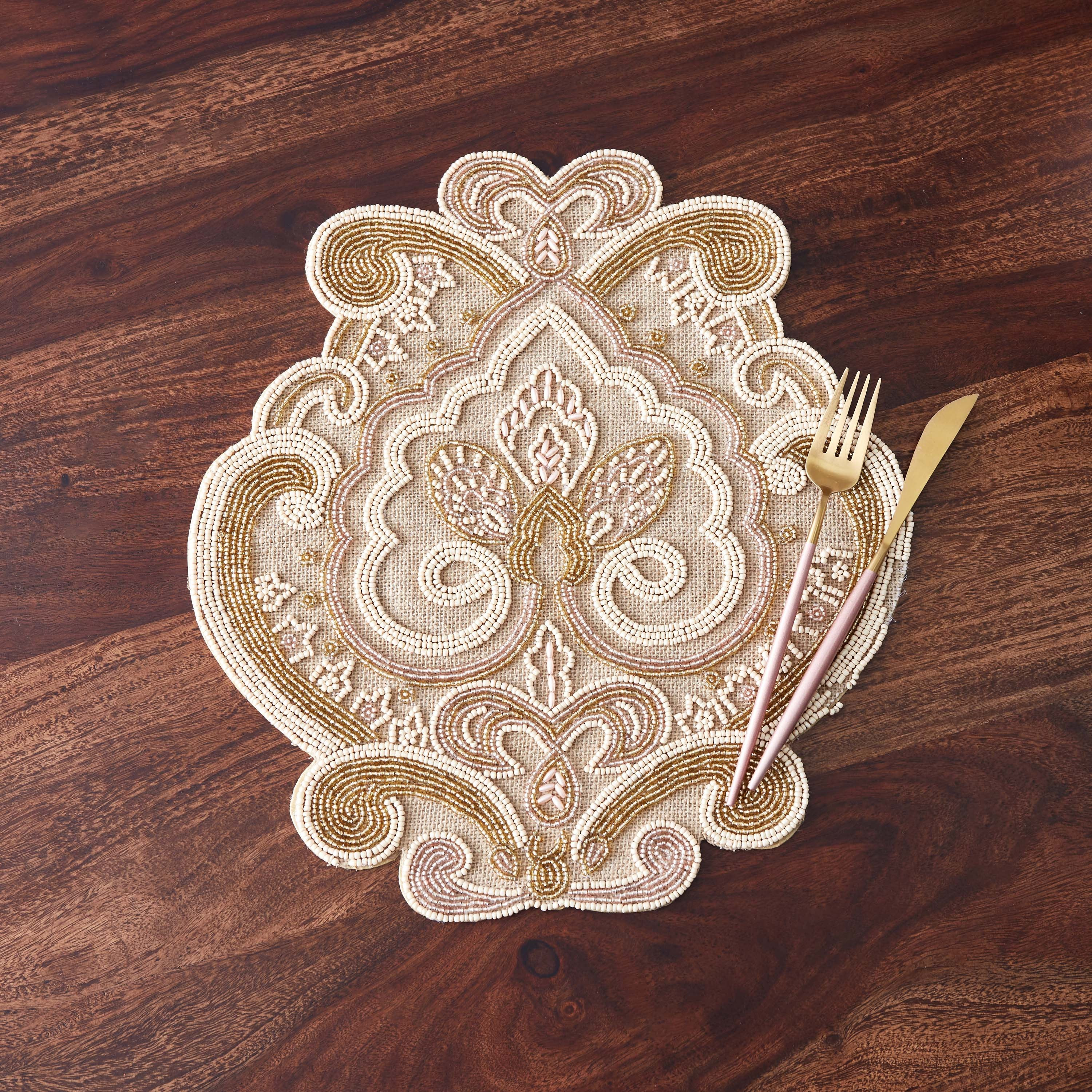 لبادة صحون مزينة بالخرز من زيان - 35x35 سم-hbxdecorandfurnishings-homefurnishings-tablelinens-image-1