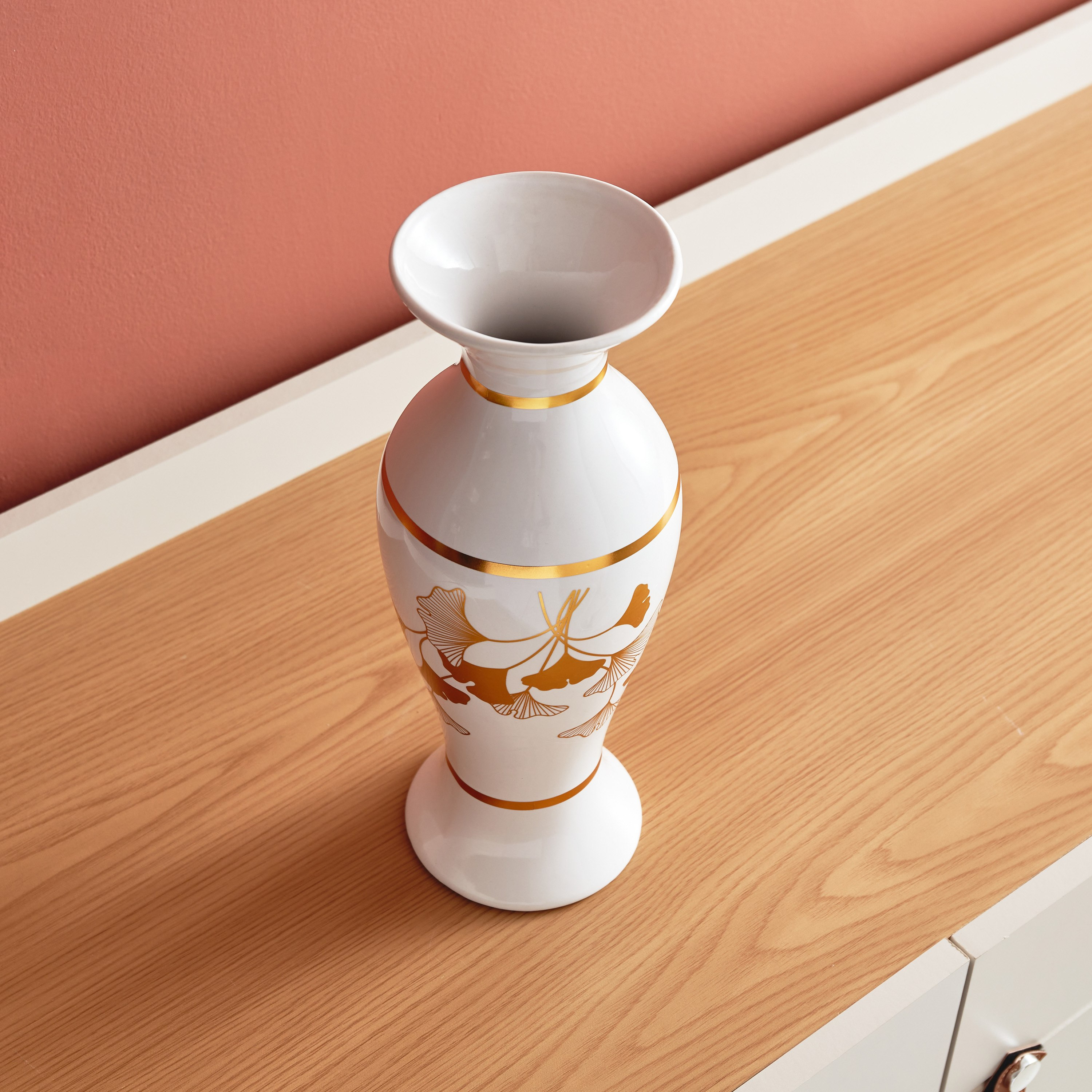 مزهرية سيراميك بتصميم جينكو من هبة - 12x12x32 سم-hbxbedroom-decorandaccessories-vases-image-3