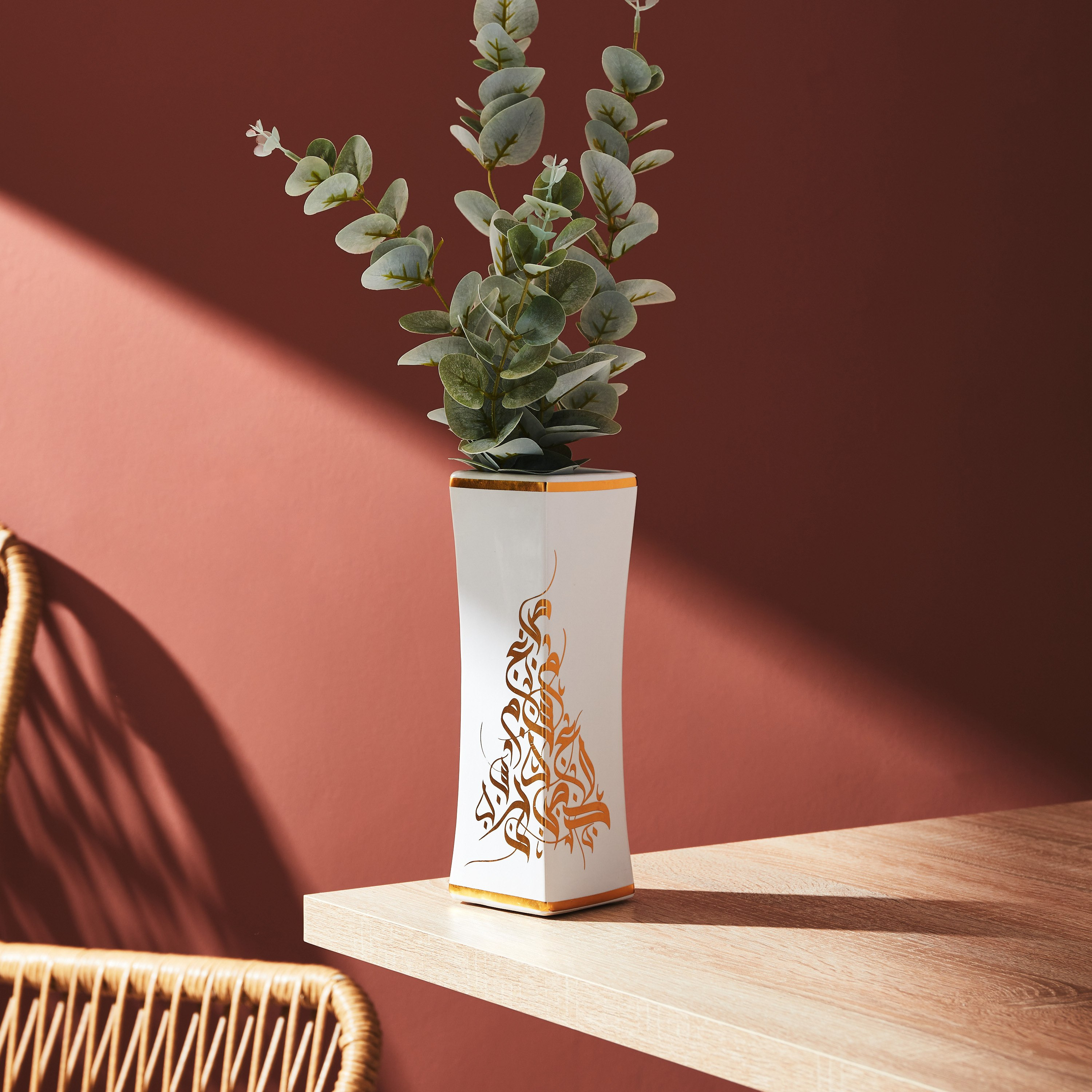 مزهرية سيراميك بتصميم خط عربي - 8x8x24 سم-hbxbedroom-decorandaccessories-vases-image-1