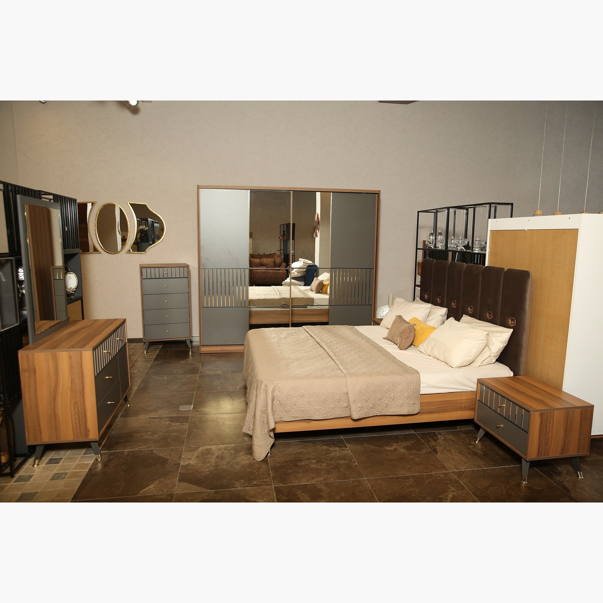 طقم غرفة نوم كينج 5 قطع من أليسي - 180x200 سم-hbxbedroom-bedsandbedsets-bedroomsets-king-image-1