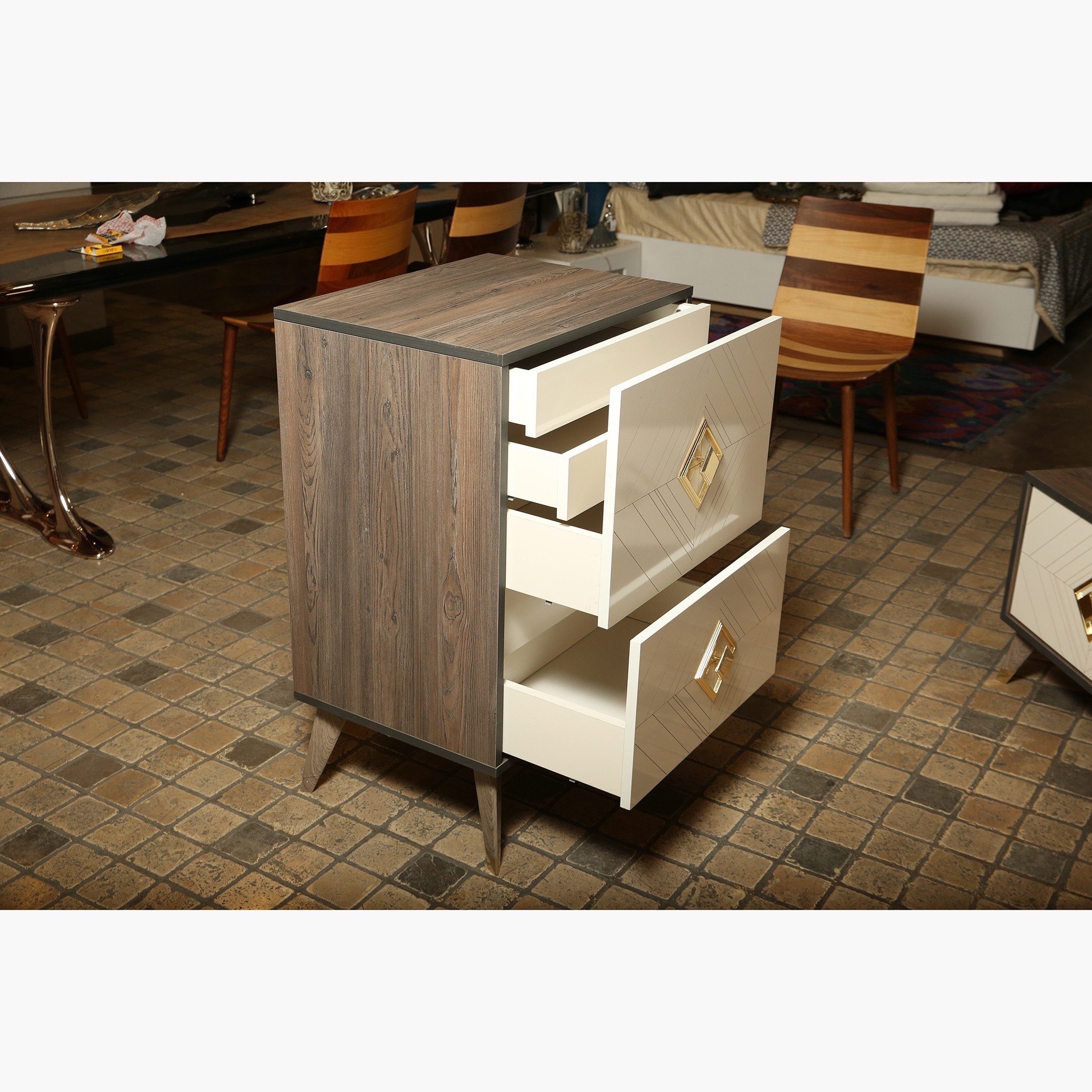 وحدة تخزين بـ 4 أدراج من بريزما-hbxfurniture-dressersandchests-chestofdrawers-image-2