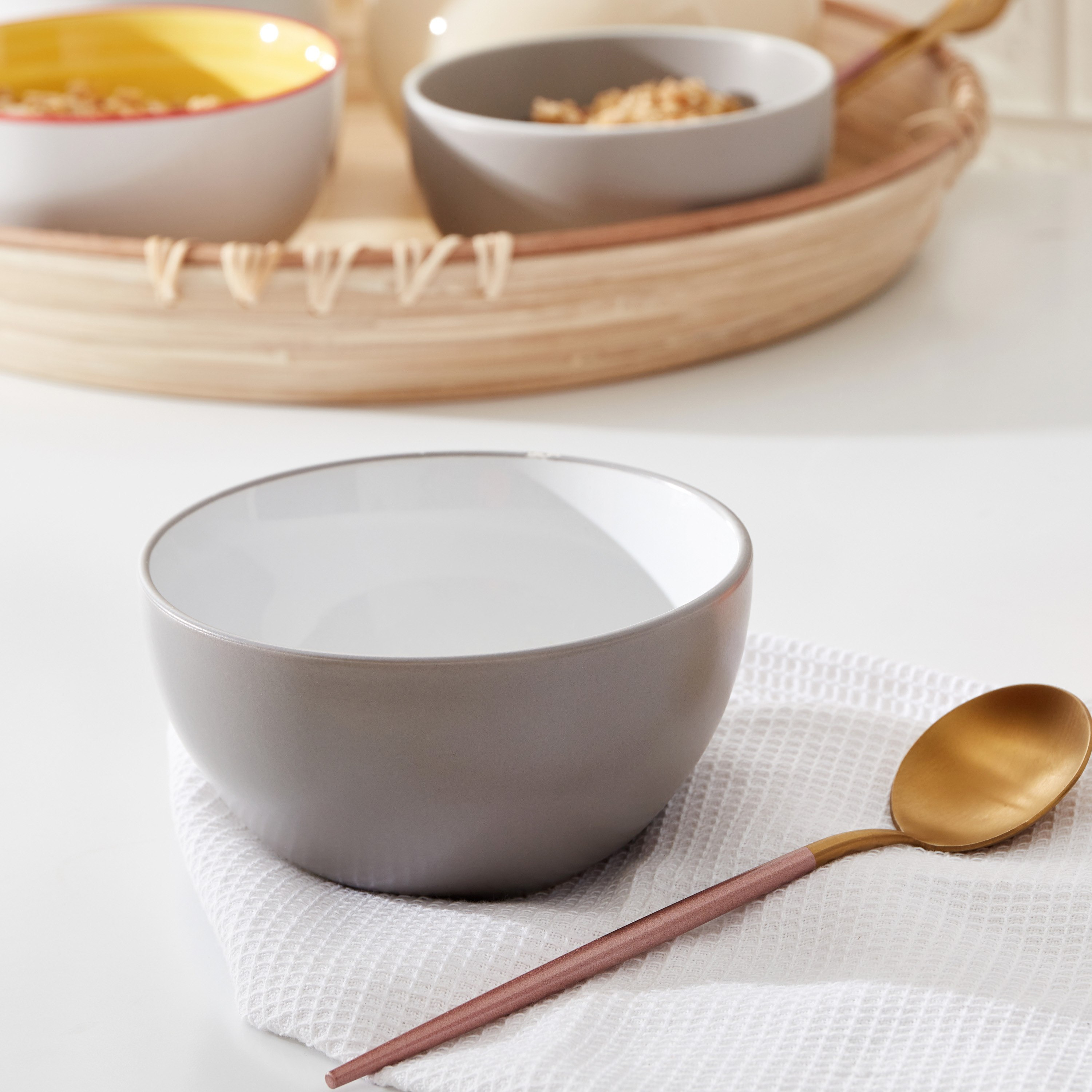وعاء مزدوج اللون من نوفا - 14 سم-hbxdecorandfurnishings-tabletop-crockery-image-1