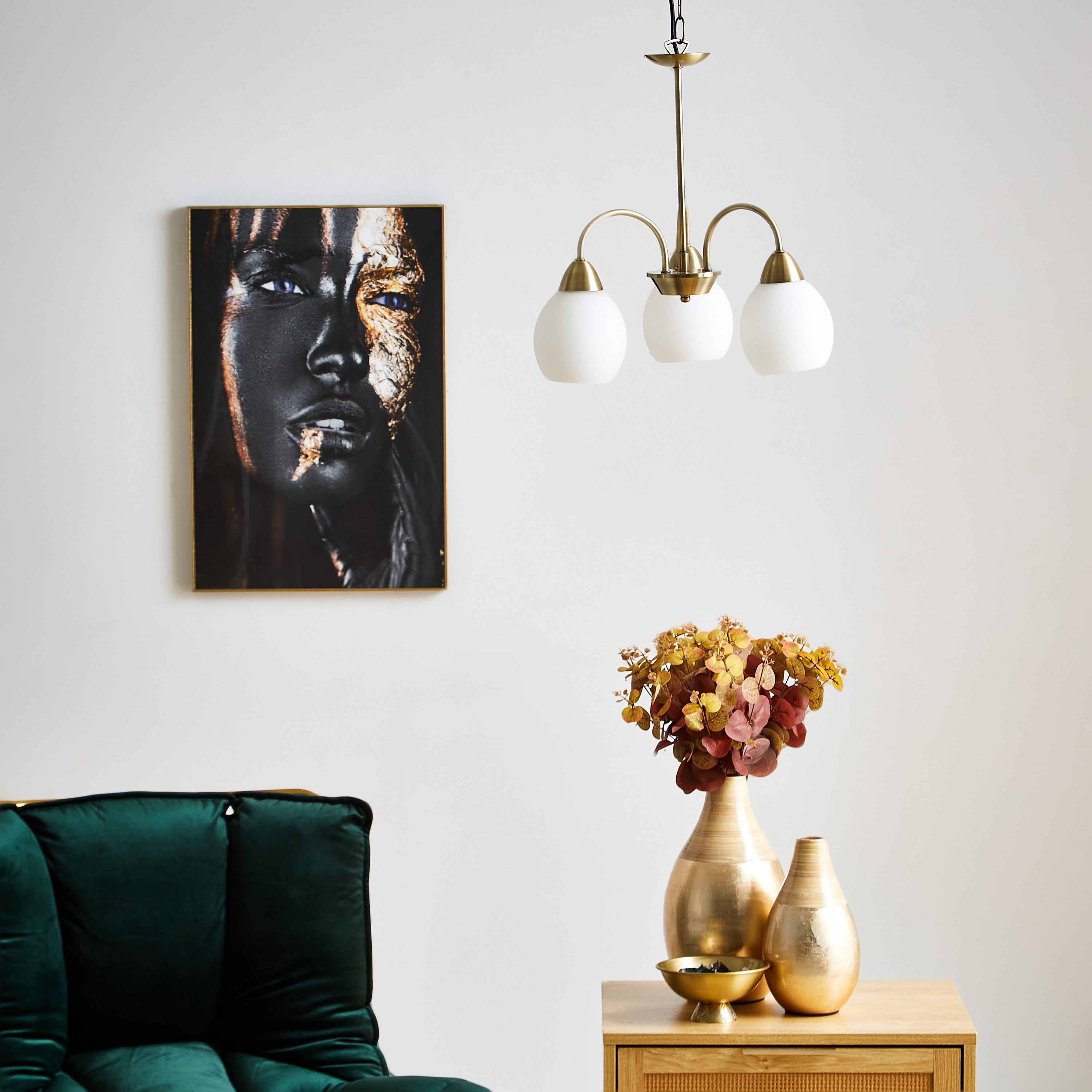 مصباح متدلّي معدني 3 شموع بغطاء زجاج من كورسيكا - 45x150 سم-hbxhomeware-hbxdecorandfurnishings-image-4