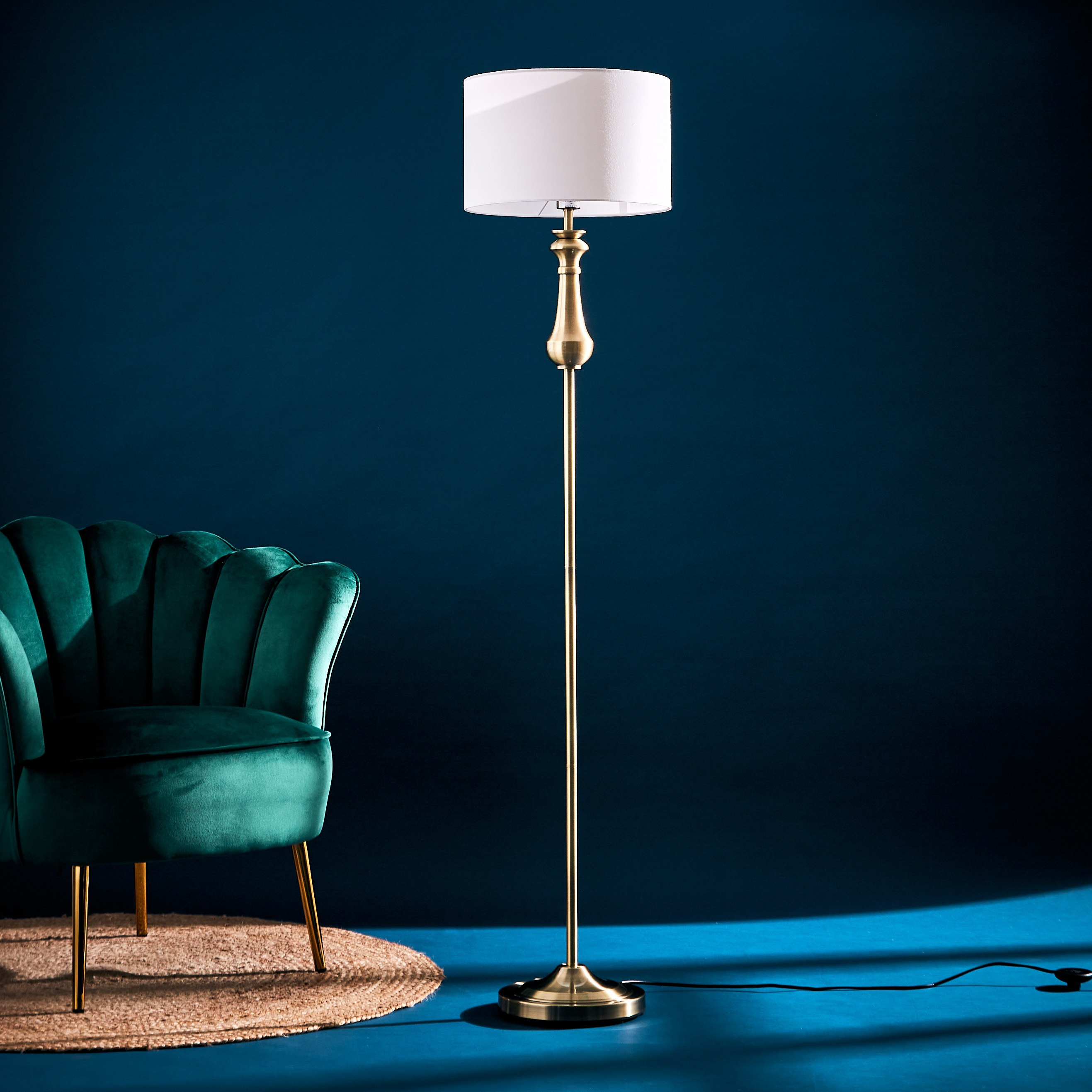 مصباح أرضية معدني بمظلة قماش من كورسيكا - 35x160 سم-hbxhomeware-hbxdecorandfurnishings-image-1