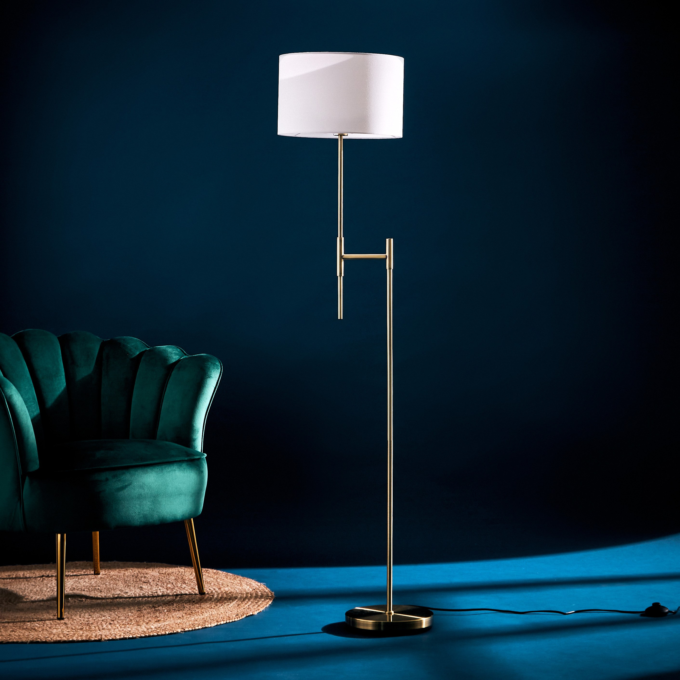 مصباح أرضية معدني بمظلة قماش من كورسيكا - 44x35x160 سم-hbxhomeware-hbxdecorandfurnishings-image-2