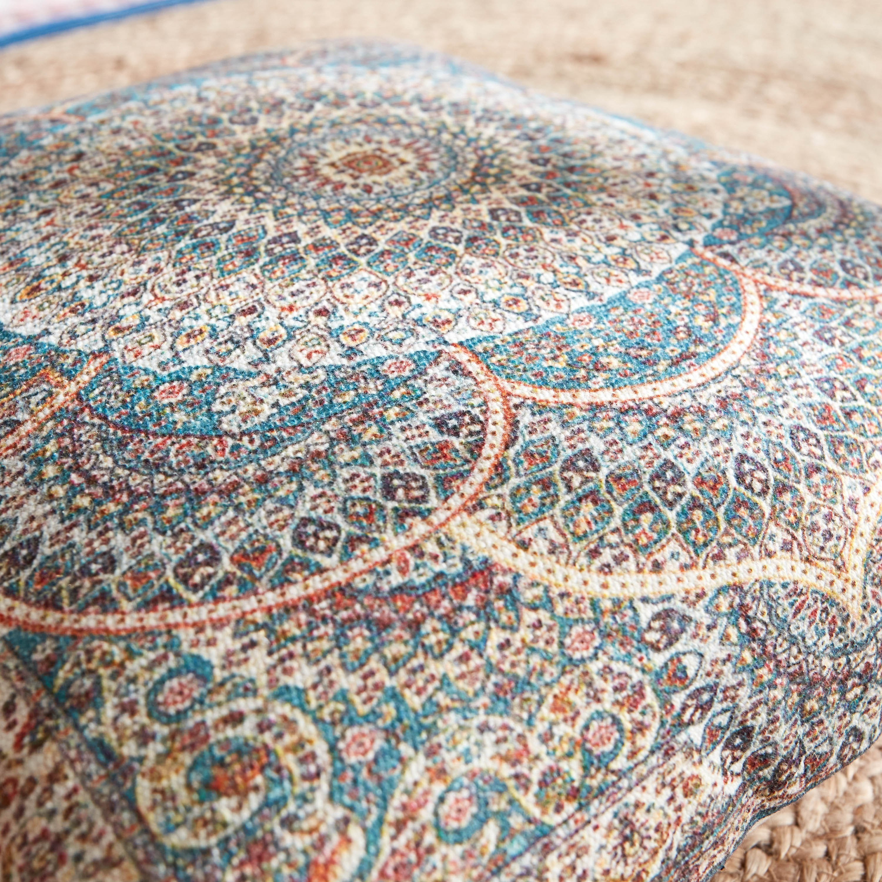 Mahrgan Aalia Printed Patchwork Cushion - 40x40 cm-hbxlivingroom-furnishings-cushionsandcovers-filledcushions-image-3