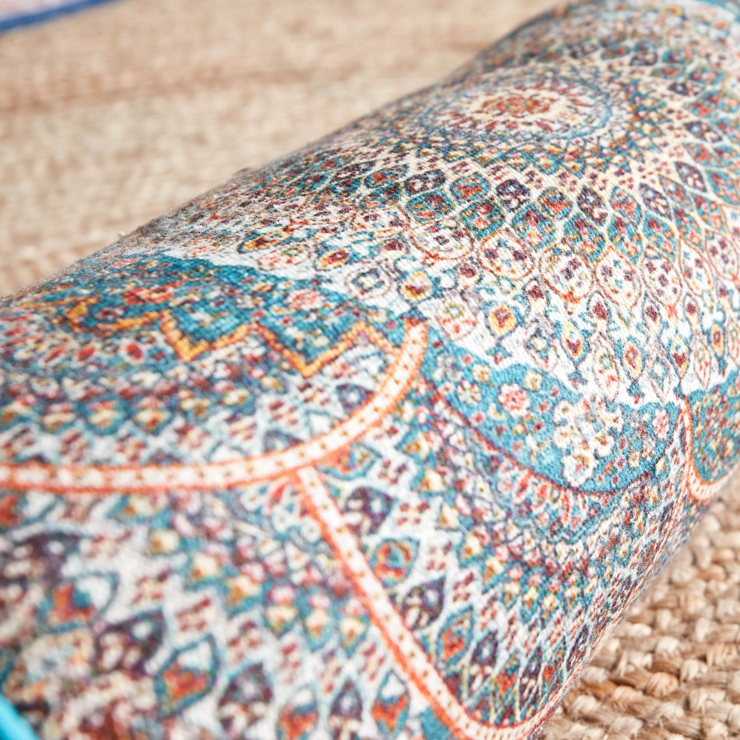 مسند وسادة بطبعات من مهرجان عالية - 50x20 سم-hbxlivingroom-furnishings-cushionsandcovers-filledcushions-image-3