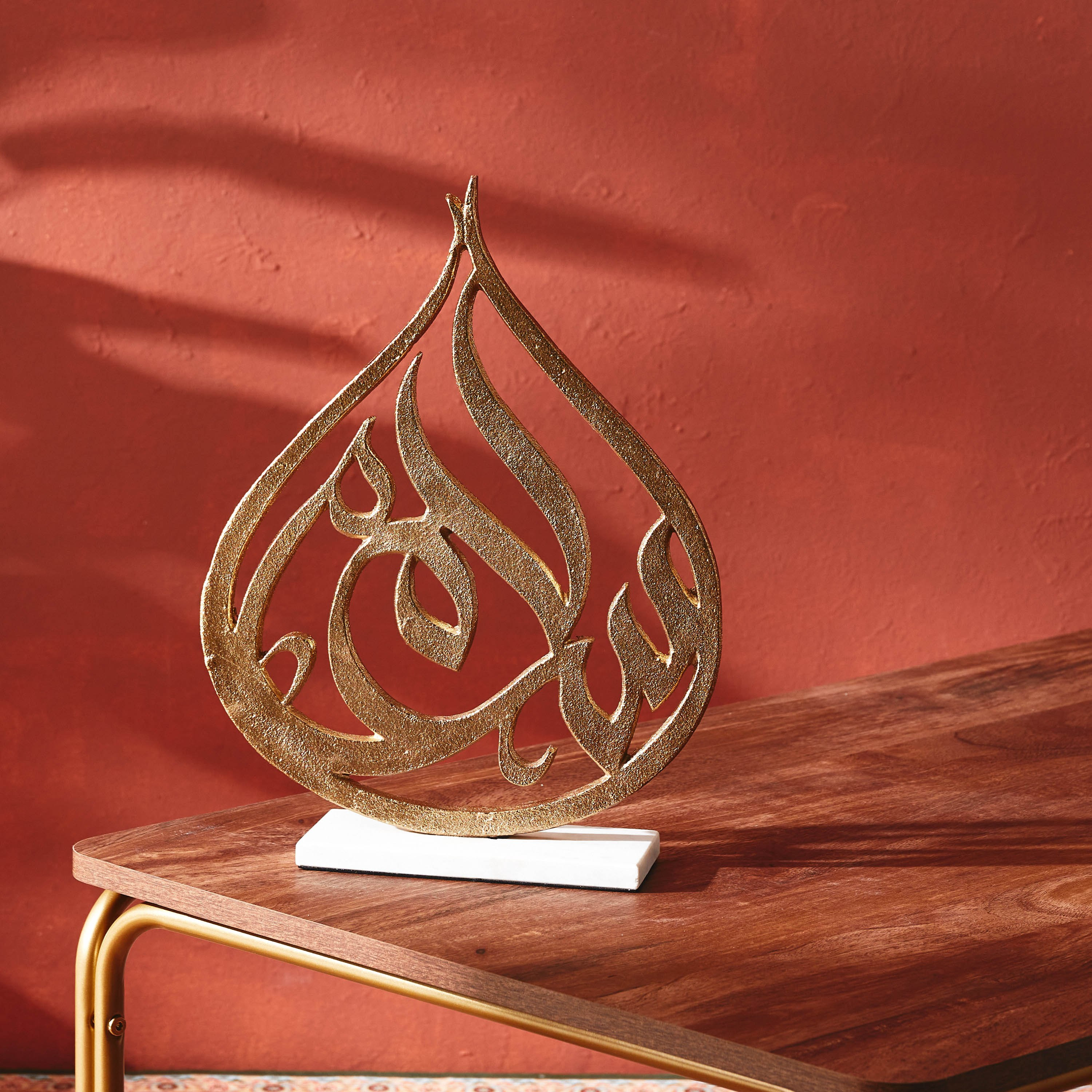 قطعة ديكور من كاليجرافي - 28x9x35 سم-hbxhomeware-homedecor-figurinesandornaments-image-1