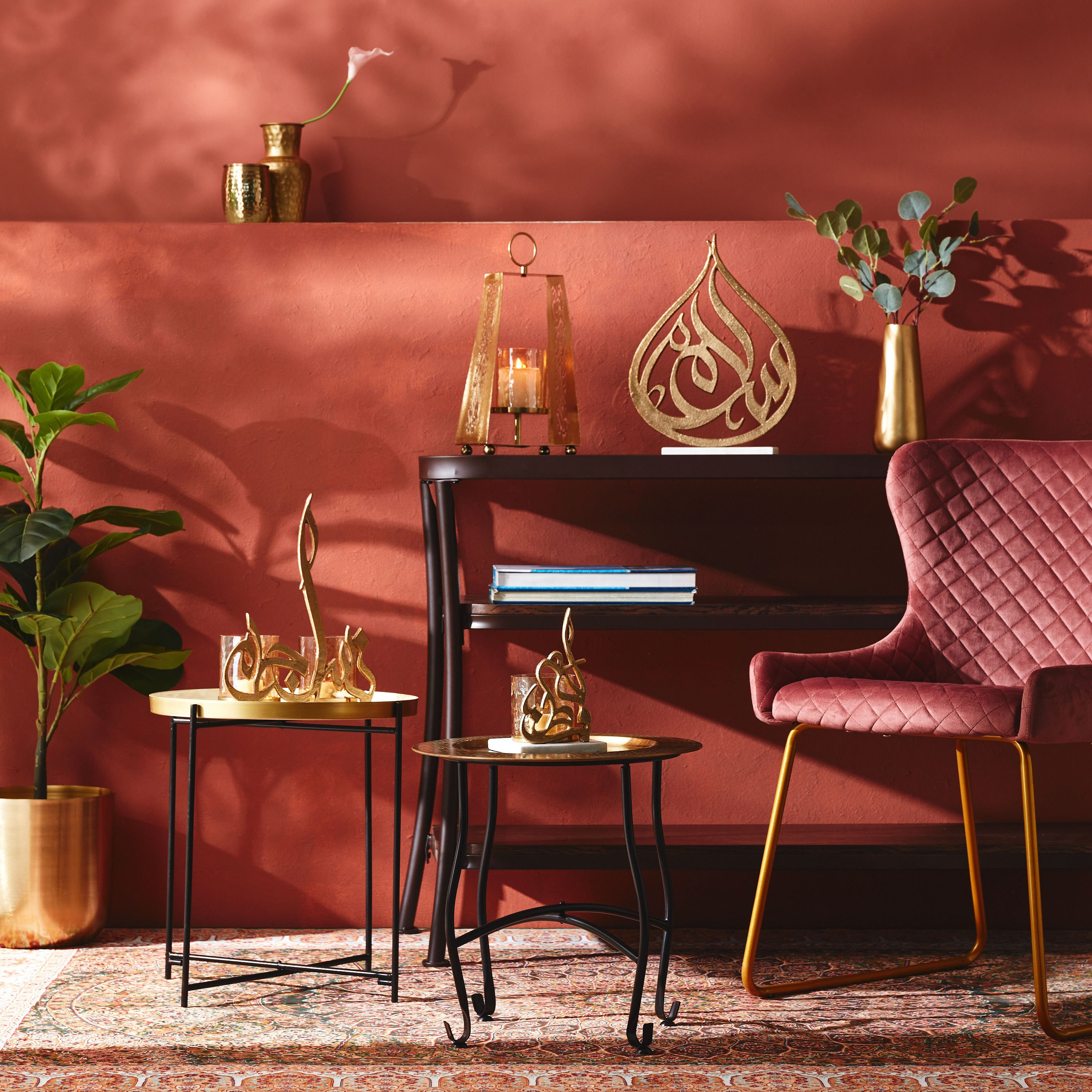 حامل شموع بدعامة زجاجي ومعدني من كاليجرافي - 18x11x38 سم-hbxlivingroom-decorandaccessories-candleholders-image-6