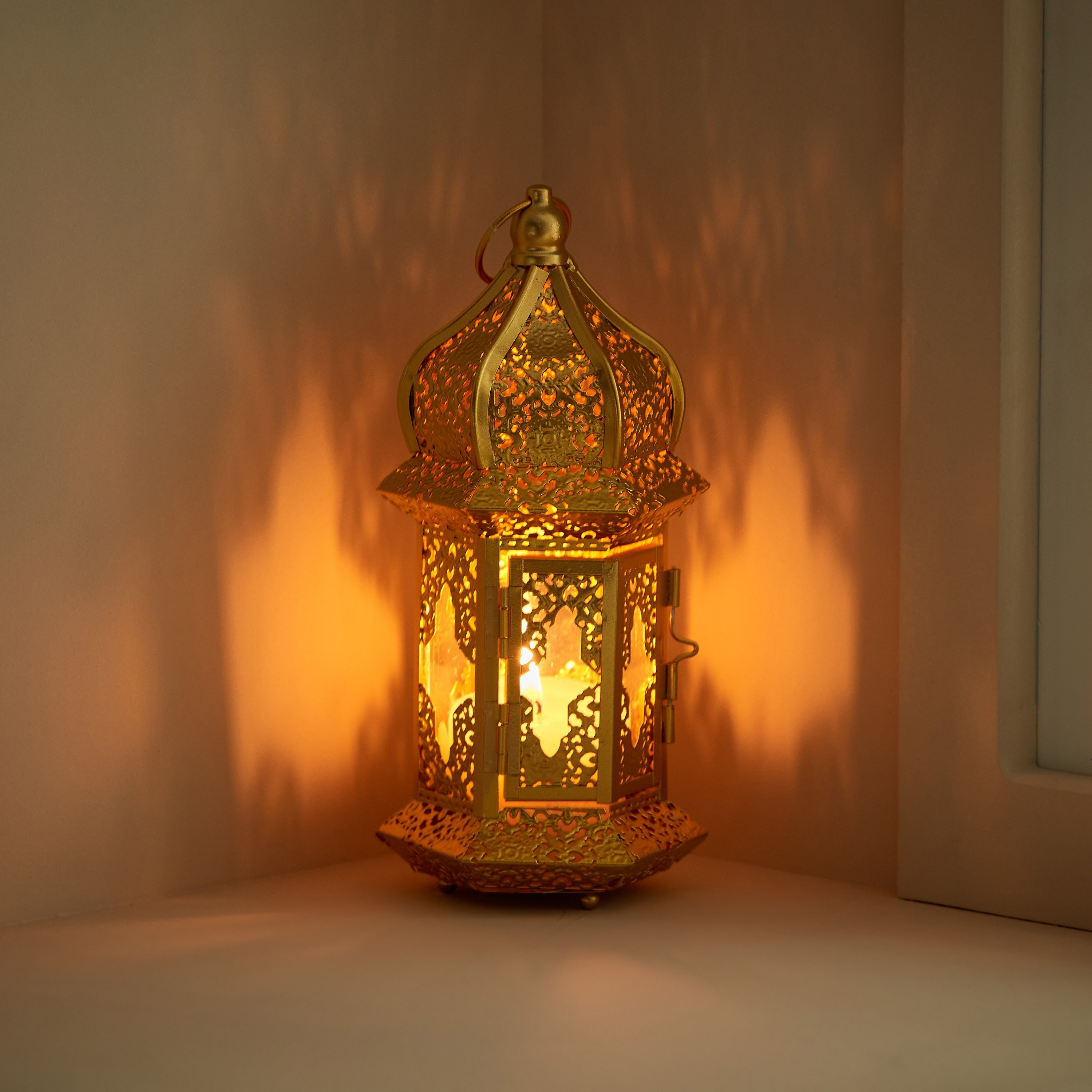 فانوس معدني من نور - 12x10x23 سم-hbxdecorandfurnishings-homeaccessories-lanterns-image-2