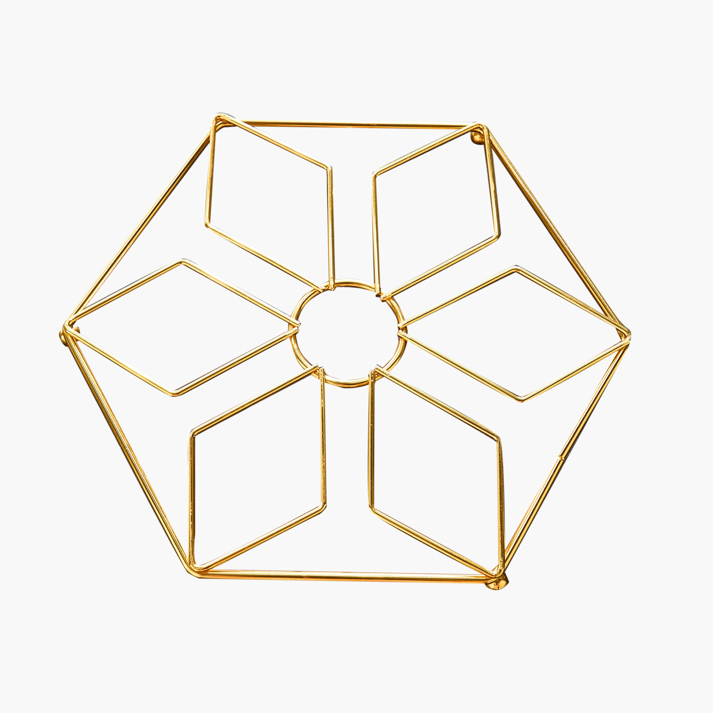 Royal Trivet - 18x18x5 cm-hbxhomeware-hbxkitchen-image-5
