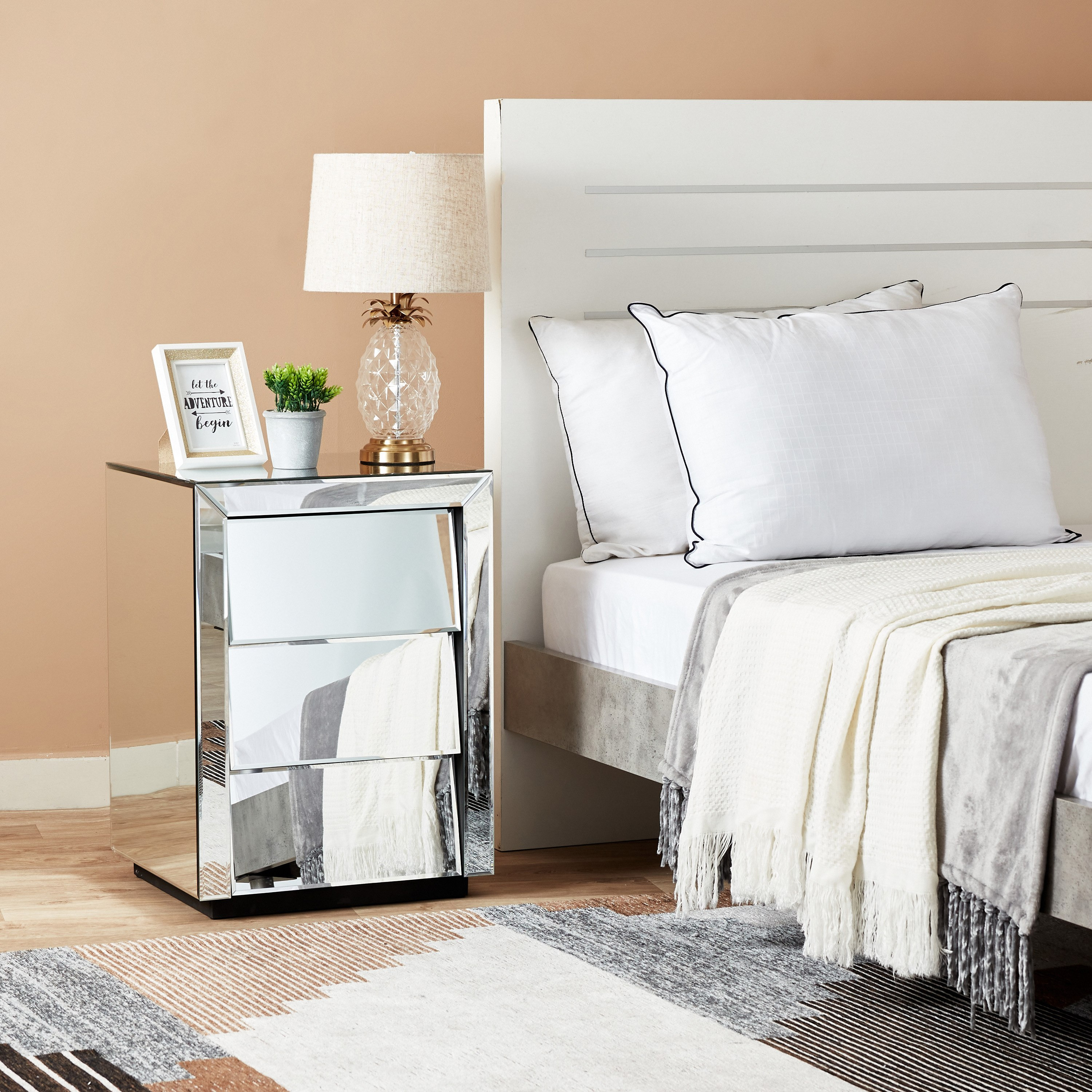 طاولة سرير جانبية بسطح مرآة و3 أدراج - تايلور من موڤو-hbxkidsandyouth-nightstands-image-7