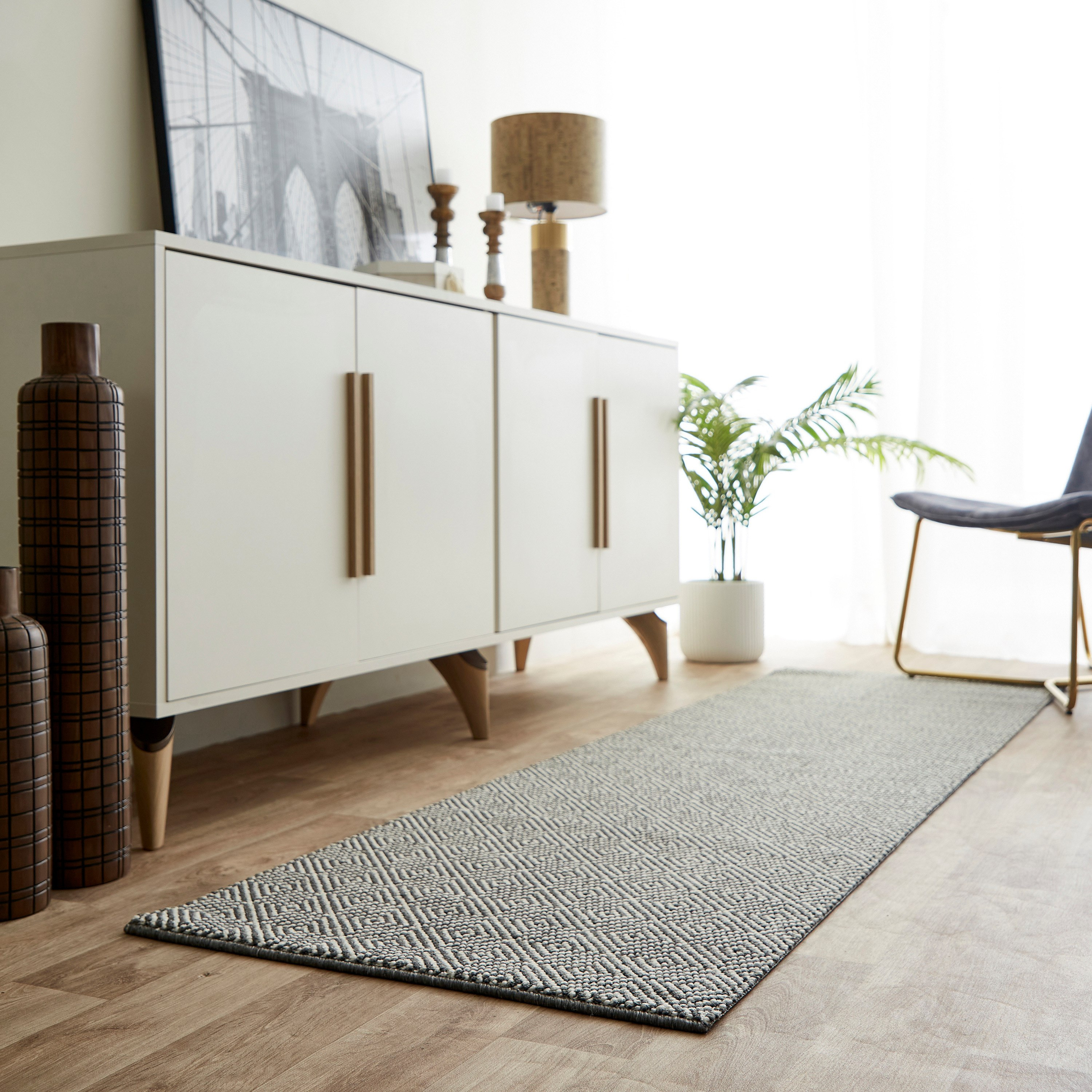 سجادة بولي بروبلين مقاومة للانزلاق من فورم - 67x230 سم-hbxdecorandfurnishings-floorcoverings-rugs-image-4