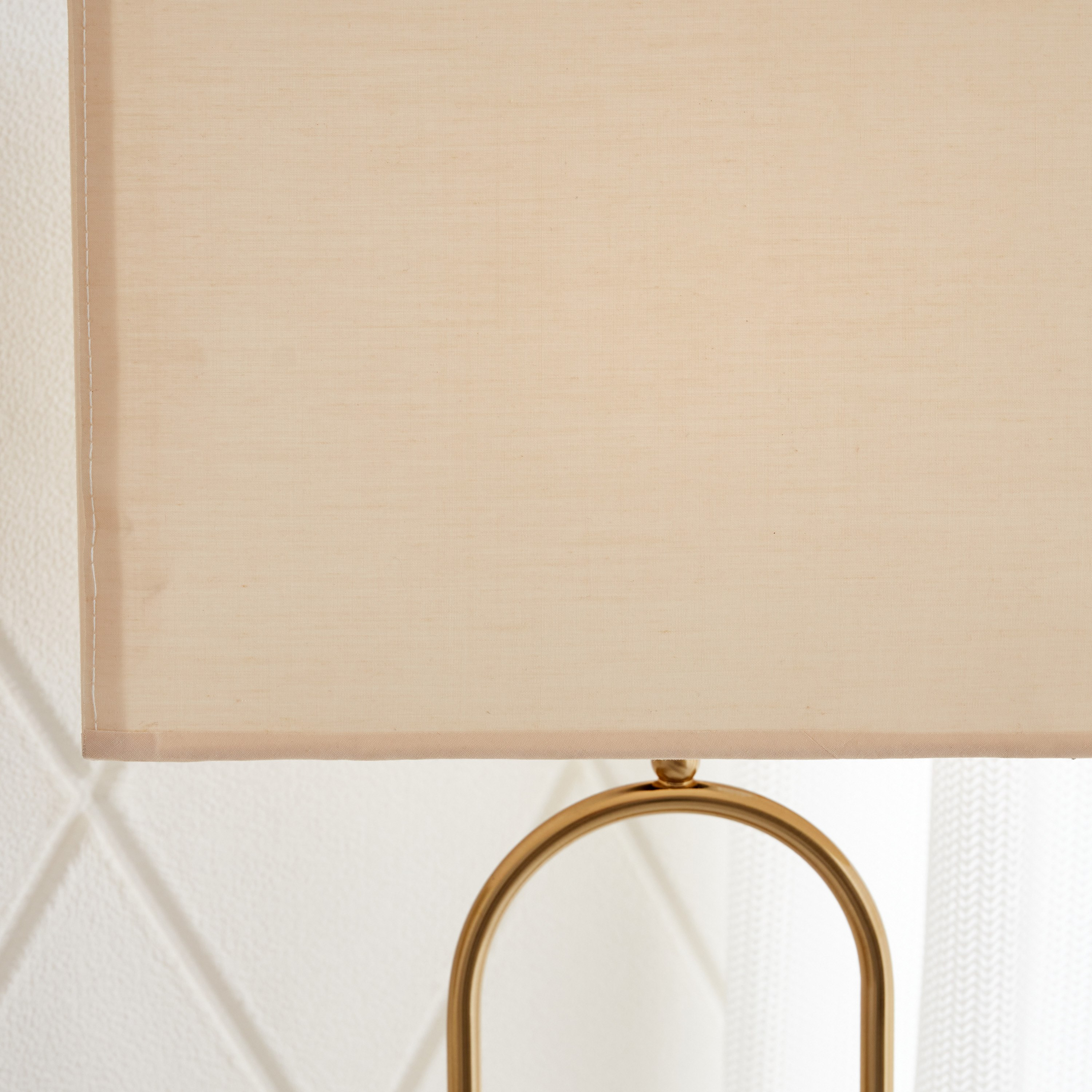 مصباح طاولة معدني من كاليس - 34x20x58 سم-hbxlivingroom-lighting-tablelamps-image-3