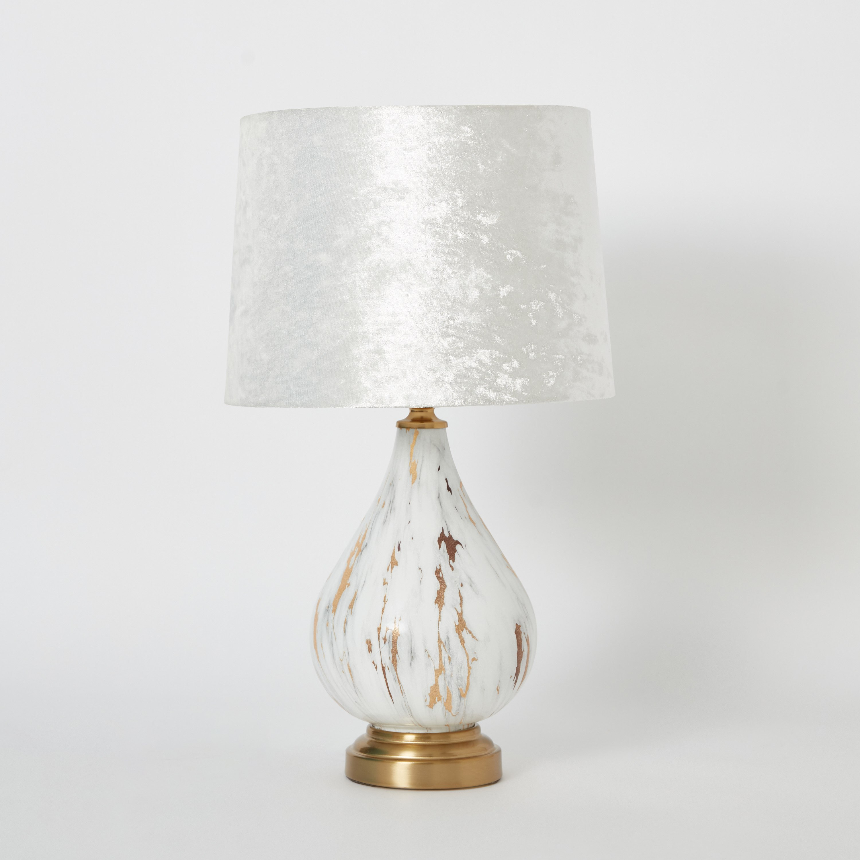 مصباح طاولة بقاعدة سيراميك مزينة من كاليس - 28x28x48 سم-hbxlivingroom-lighting-tablelamps-image-6