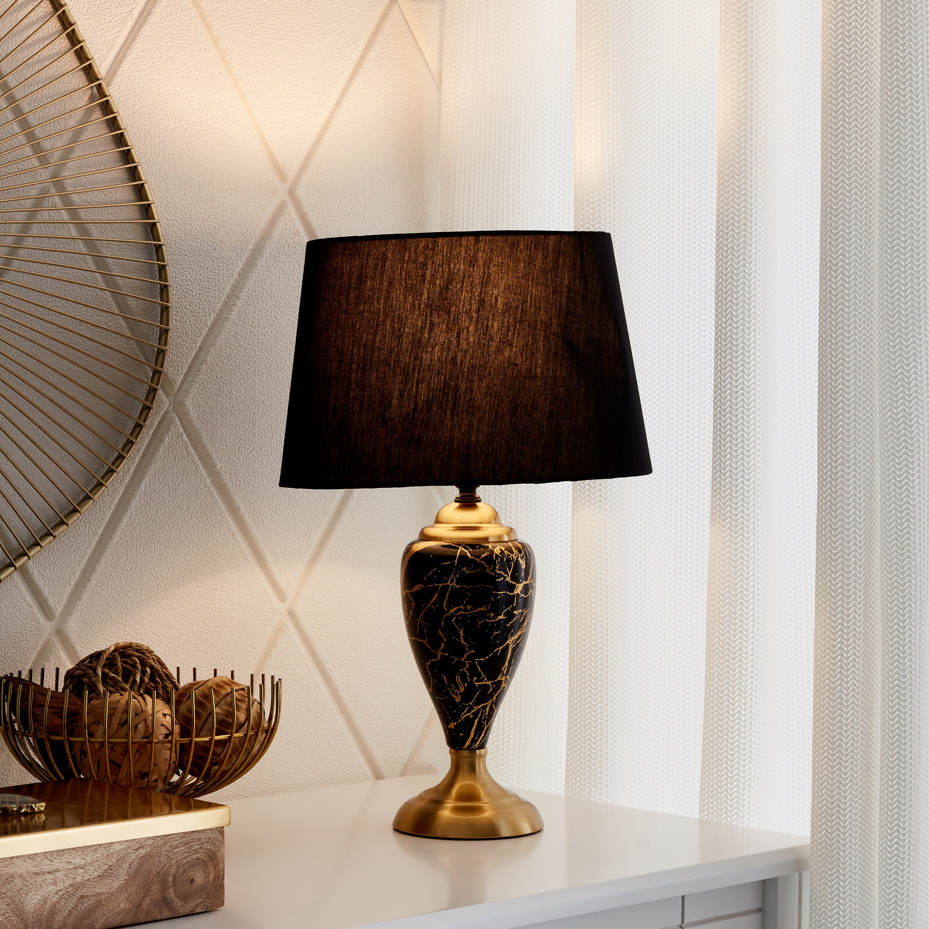 مصباح طاولة من كاليس - 28x28x45 سم-hbxlivingroom-lighting-tablelamps-image-2