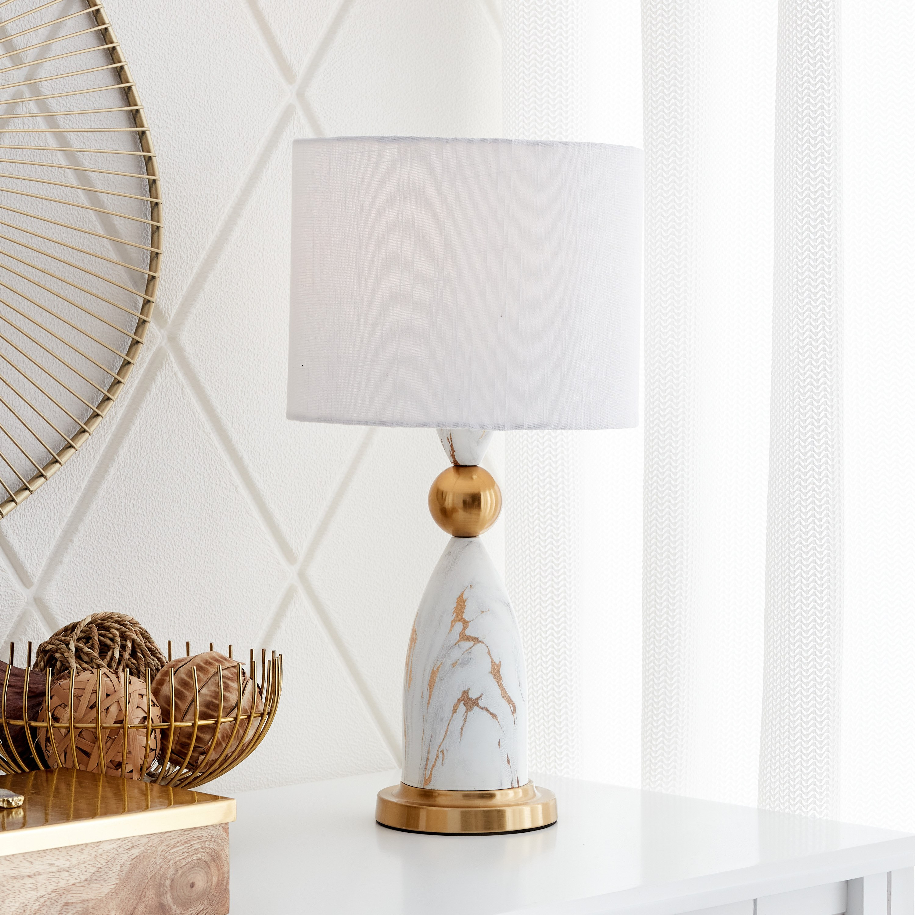مصباح طاولة بقاعدة سيراميك من كاليس - 23x23x45 سم-hbxlivingroom-lighting-tablelamps-image-1