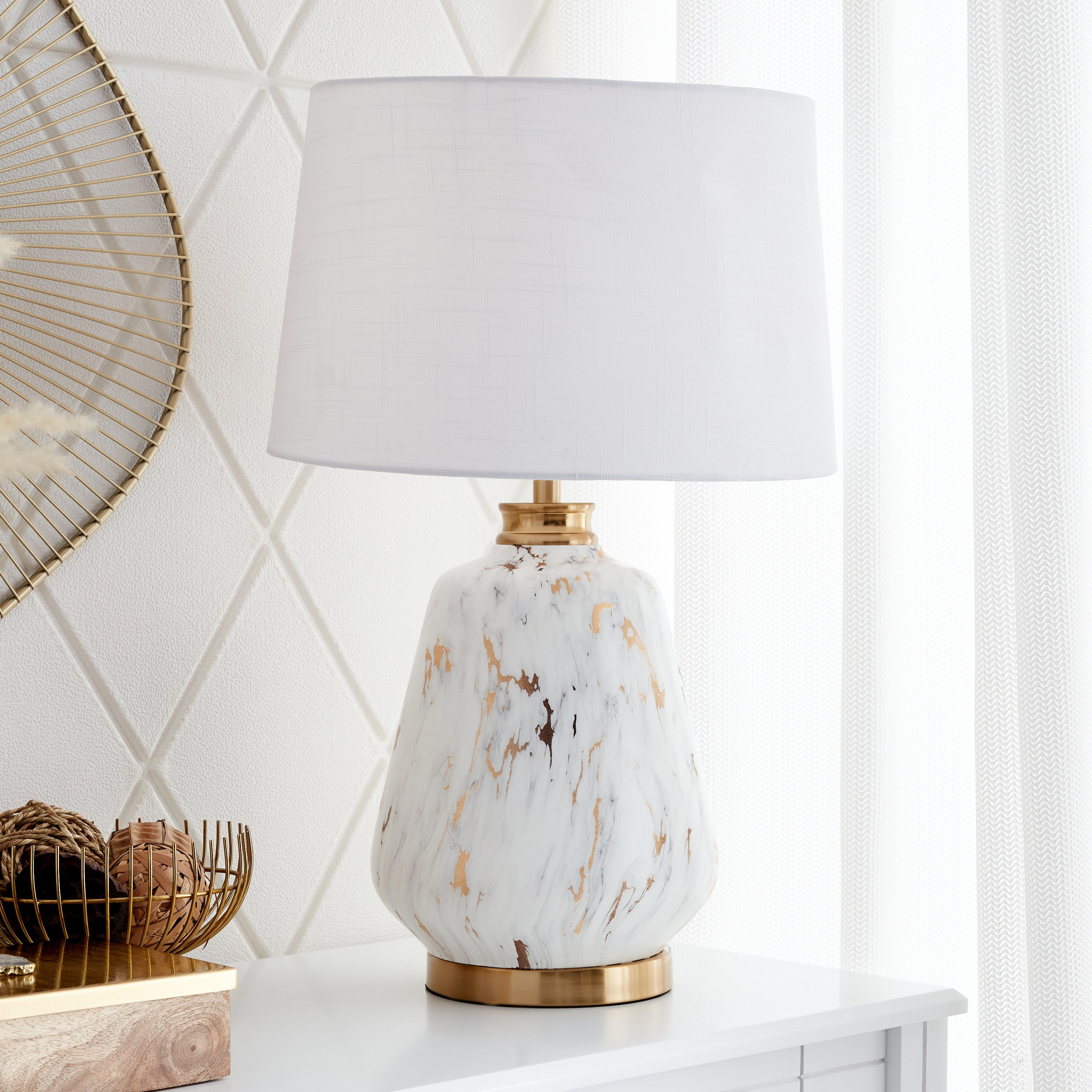 مصباح طاولة بقاعدة سيراميك من كاليس - 40x40x63 سم-hbxlivingroom-lighting-tablelamps-image-1