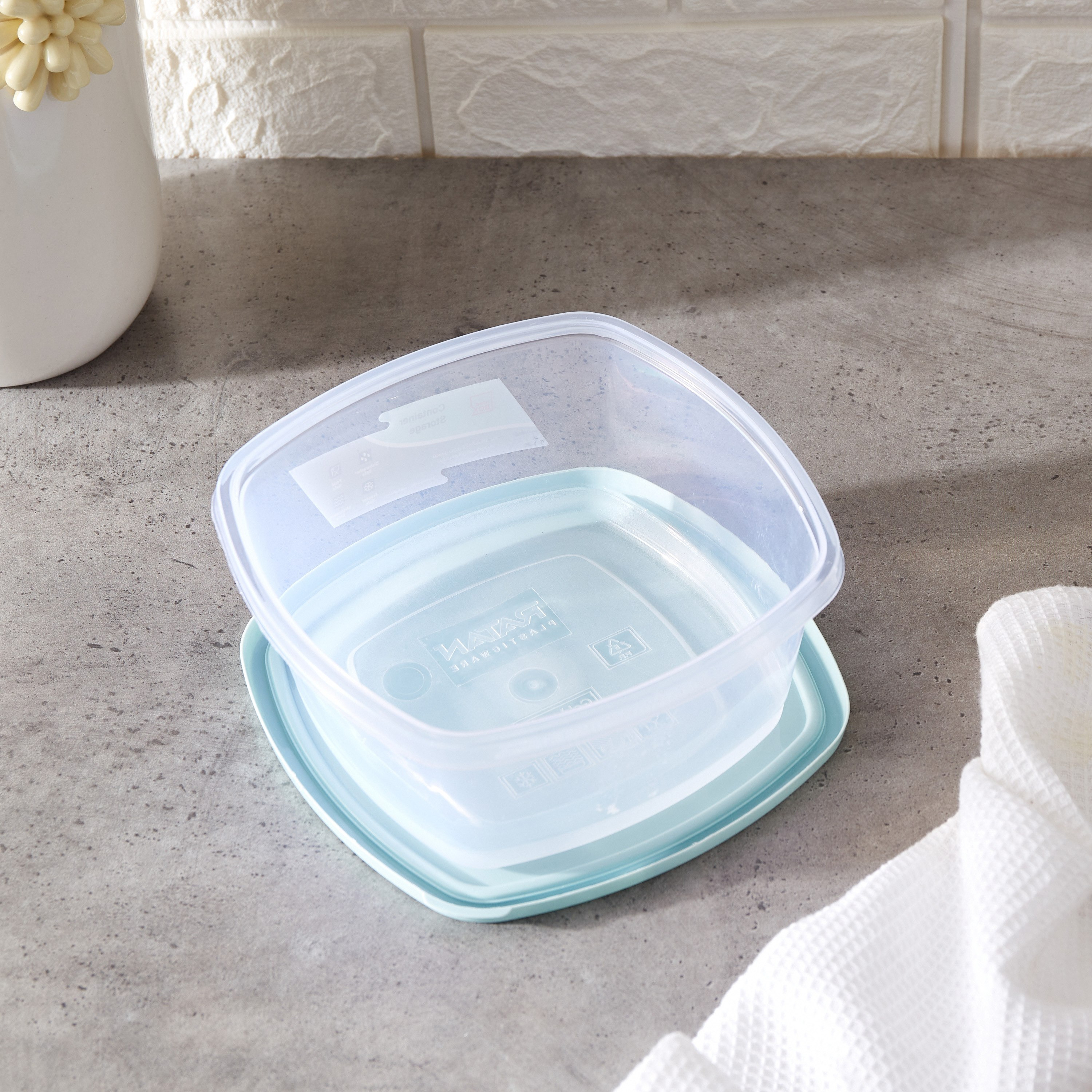 حاوية تخزين طعام من رويال جولدن - 1.5 لتر-hbxhomeware-hbxkitchen-image-3
