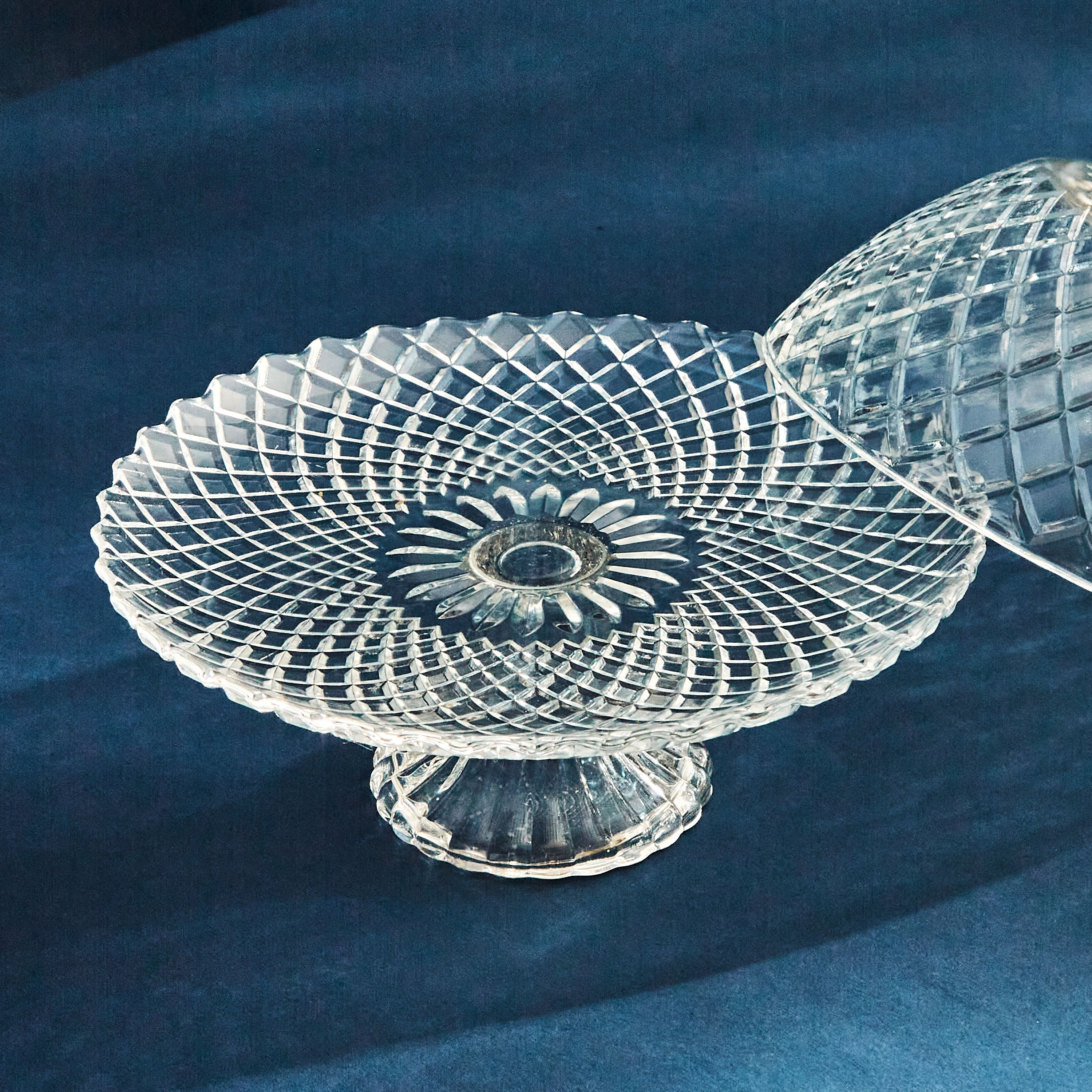 حامل تقديم كيك زجاج بقبة من فيستيف - 20.5 سم-hbxdecorandfurnishings-tabletop-serveware-image-3
