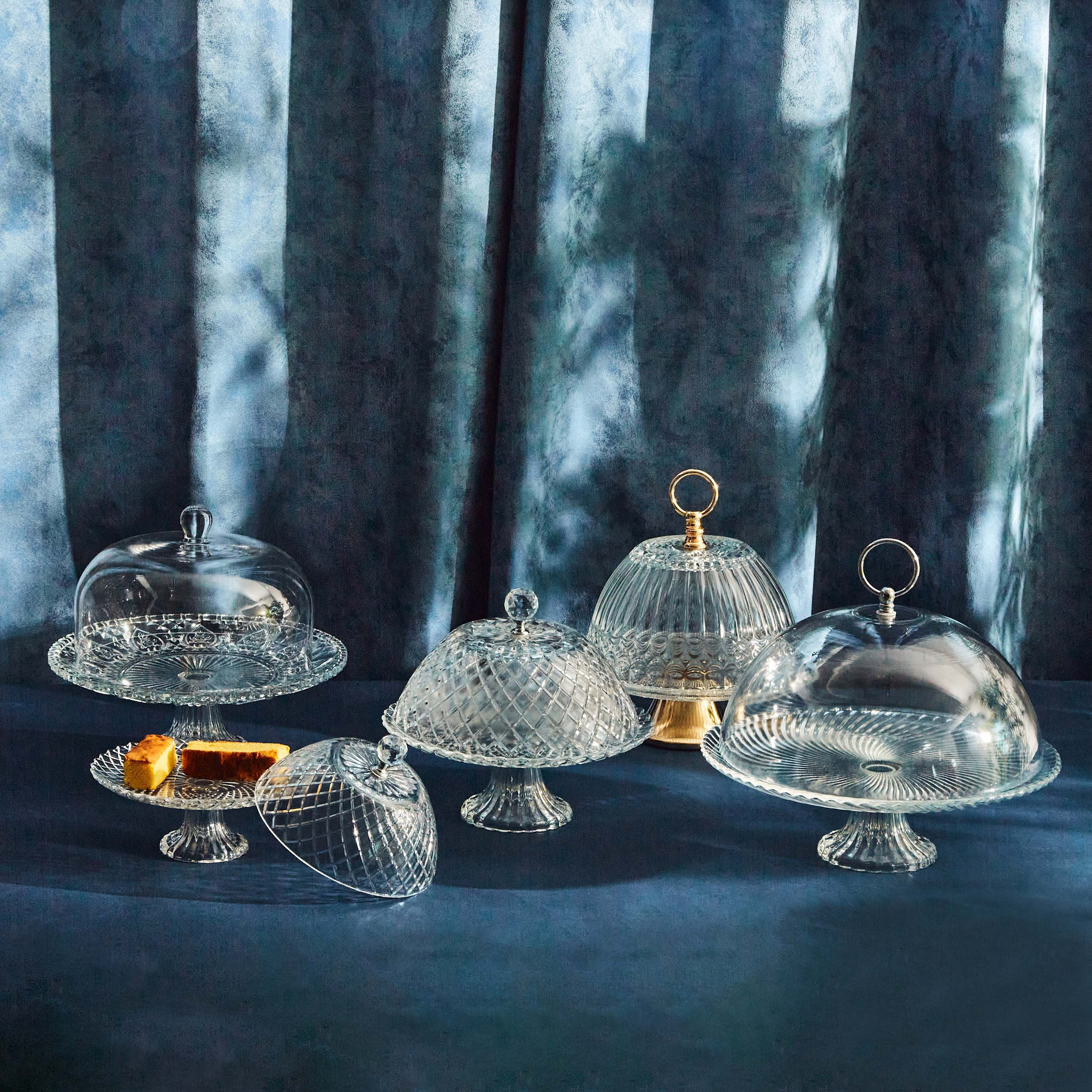 حامل تقديم كيك زجاج بقبة من فيستيف - 20.5 سم-hbxdecorandfurnishings-tabletop-serveware-image-6
