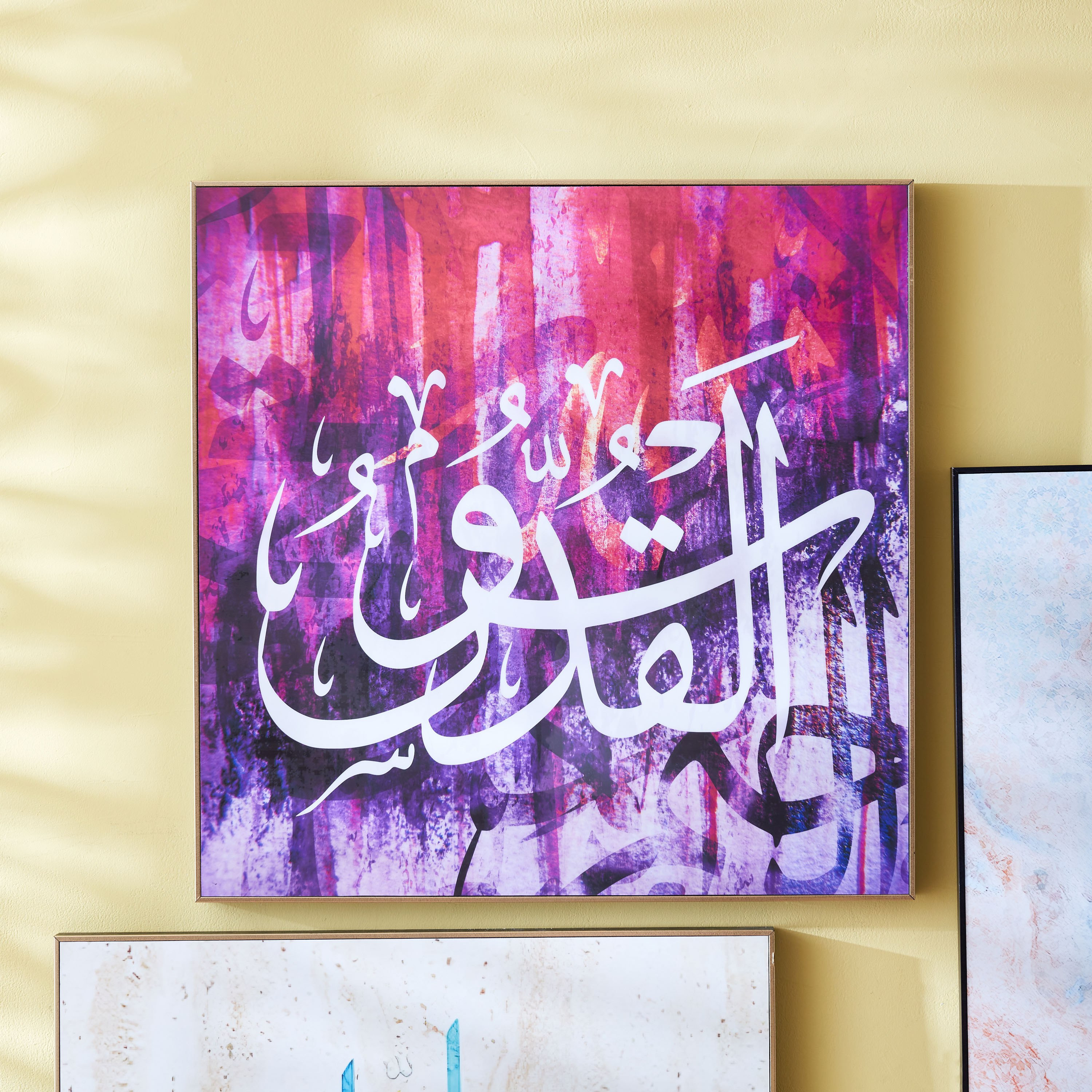 لوحة مؤطّرة لامعة بتصميم خط - 60x3x60 سم-hbxhomeware-hbxdecorandfurnishings-image-1