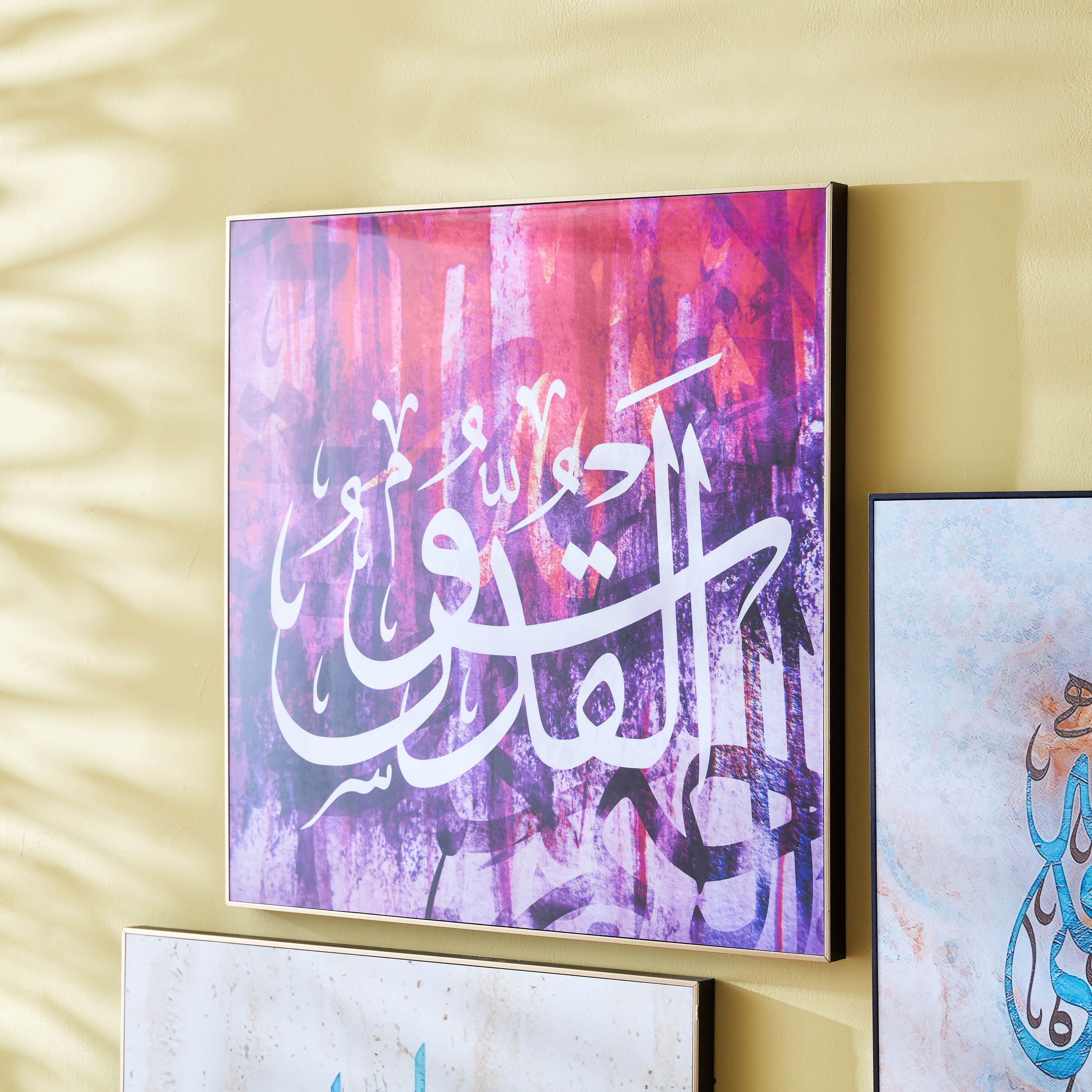 لوحة مؤطّرة لامعة بتصميم خط - 60x3x60 سم-hbxhomeware-hbxdecorandfurnishings-image-2
