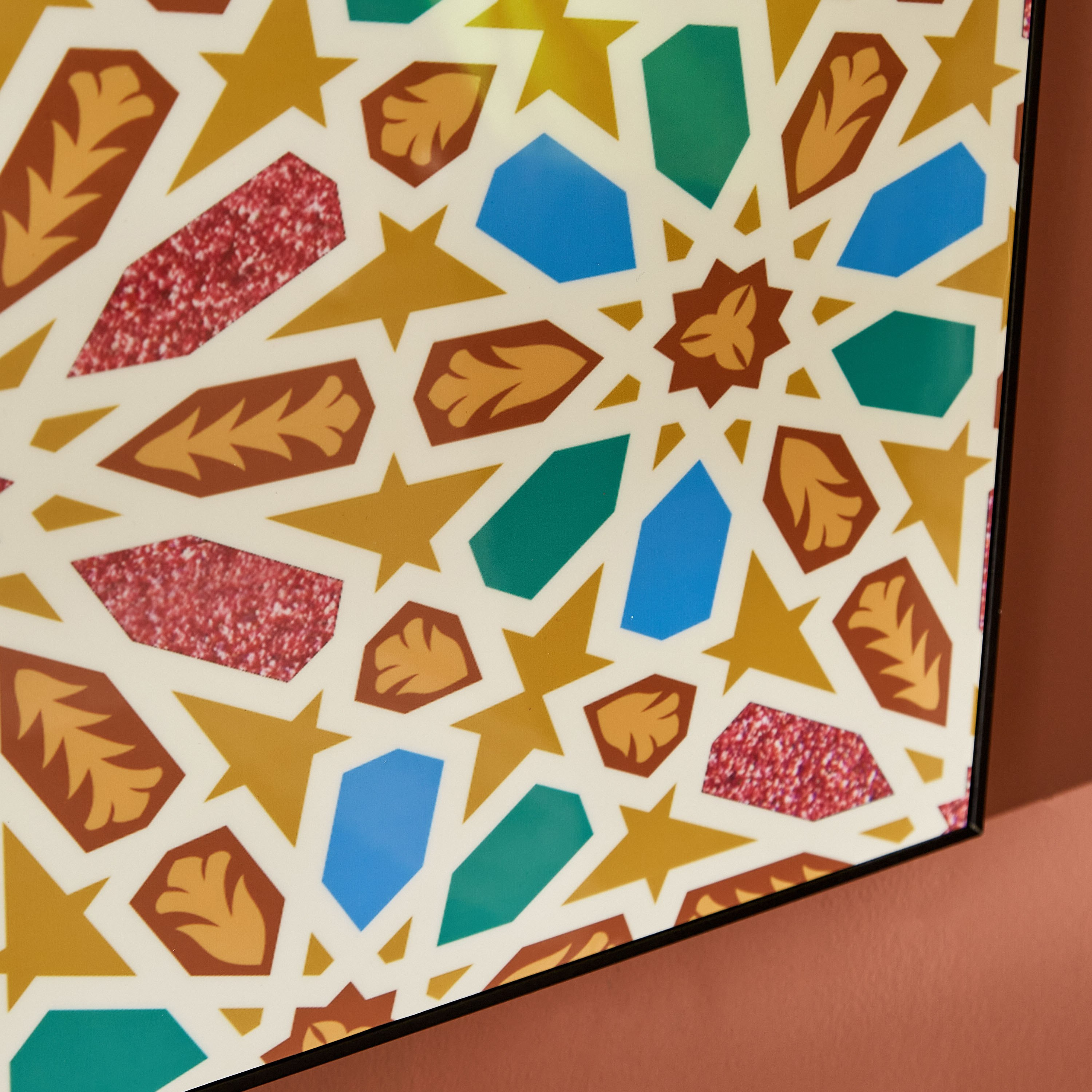 لوحة مؤطرة بتصميم أرابيسك كاليدوسكوب من أمارا - 90x3x60 سم-hbxhomeware-hbxdecorandfurnishings-image-4
