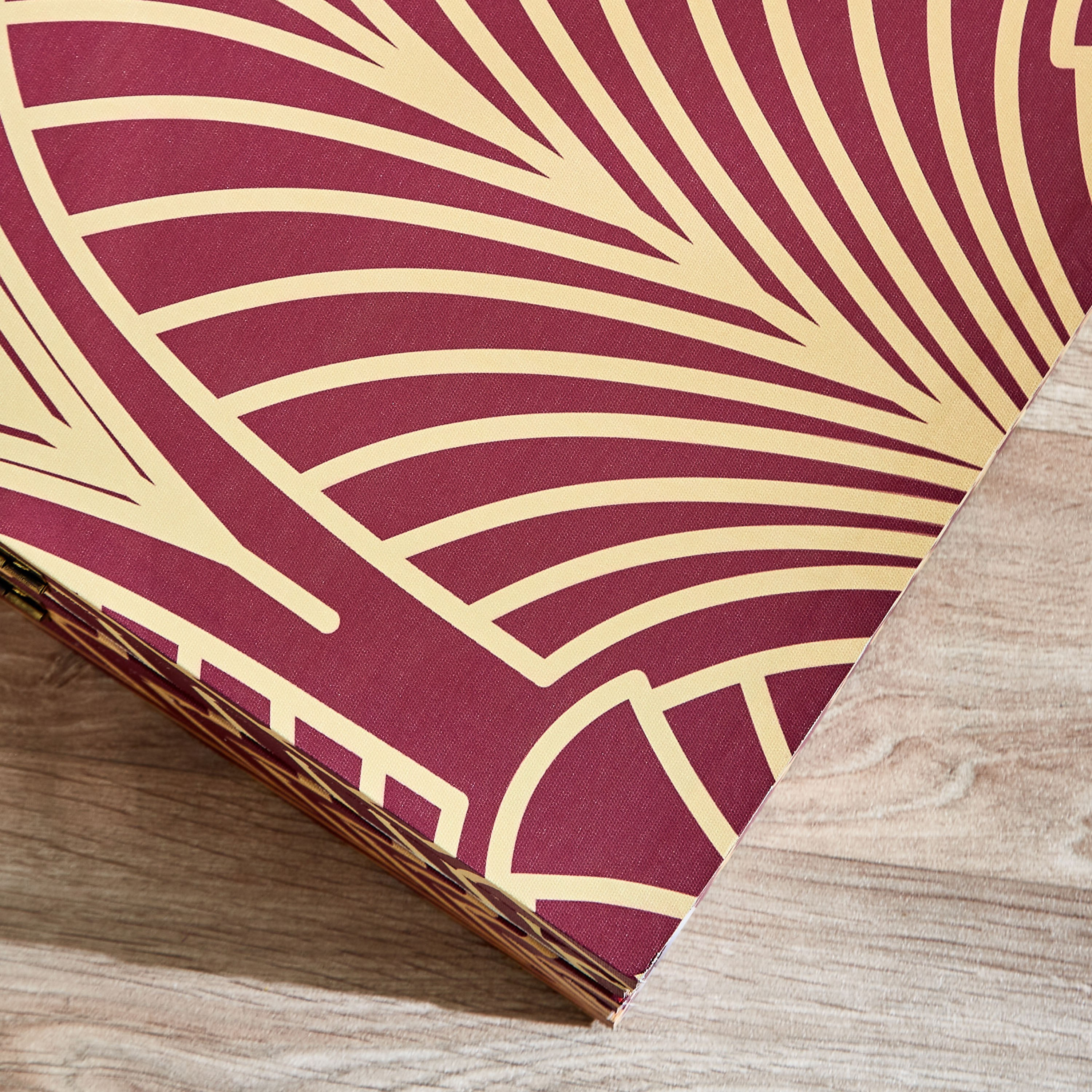 حاجز بتصميم أوراق شجر و 5 ألواح قابلة للطي من أمارا - 180x3x200 سم-hbxdecorandfurnishings-homeaccessories-novelties-image-4