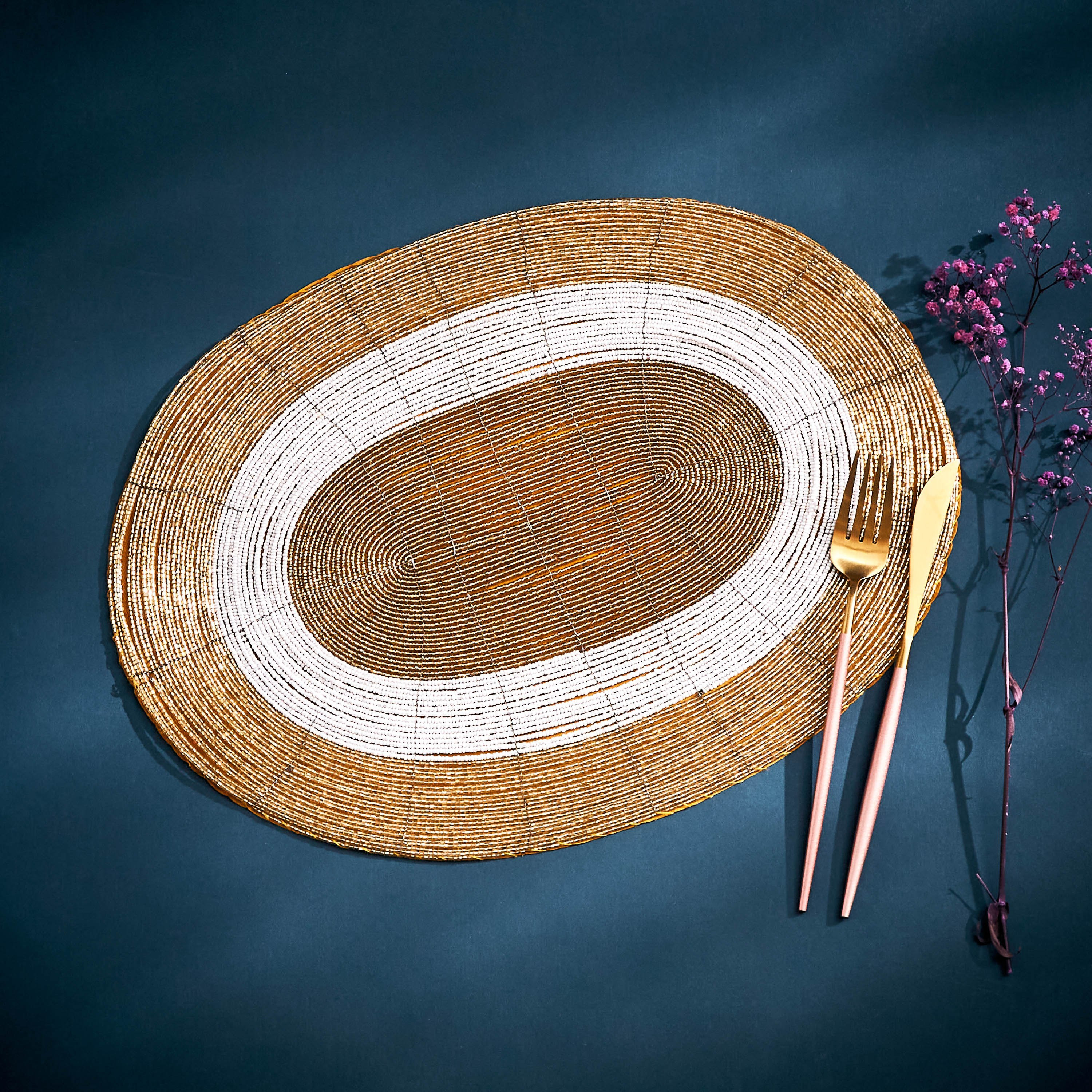 Oval Beaded Placemat - 40x30 cm-hbxdecorandfurnishings-homefurnishings-tablelinens-image-1
