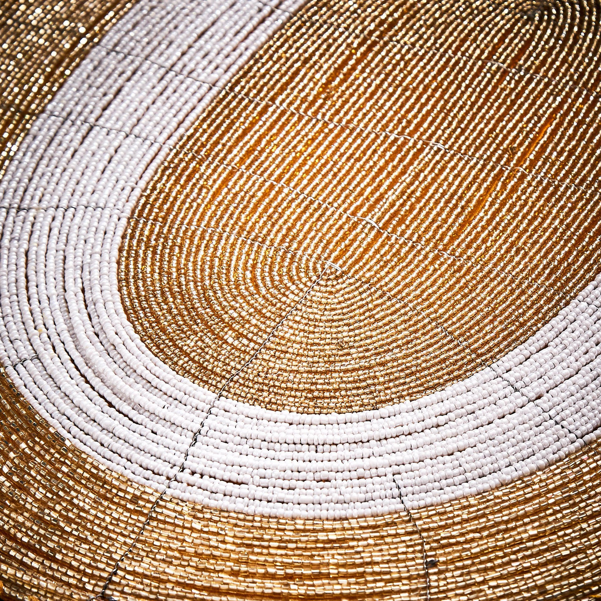 Oval Beaded Placemat - 40x30 cm-hbxdecorandfurnishings-homefurnishings-tablelinens-image-3