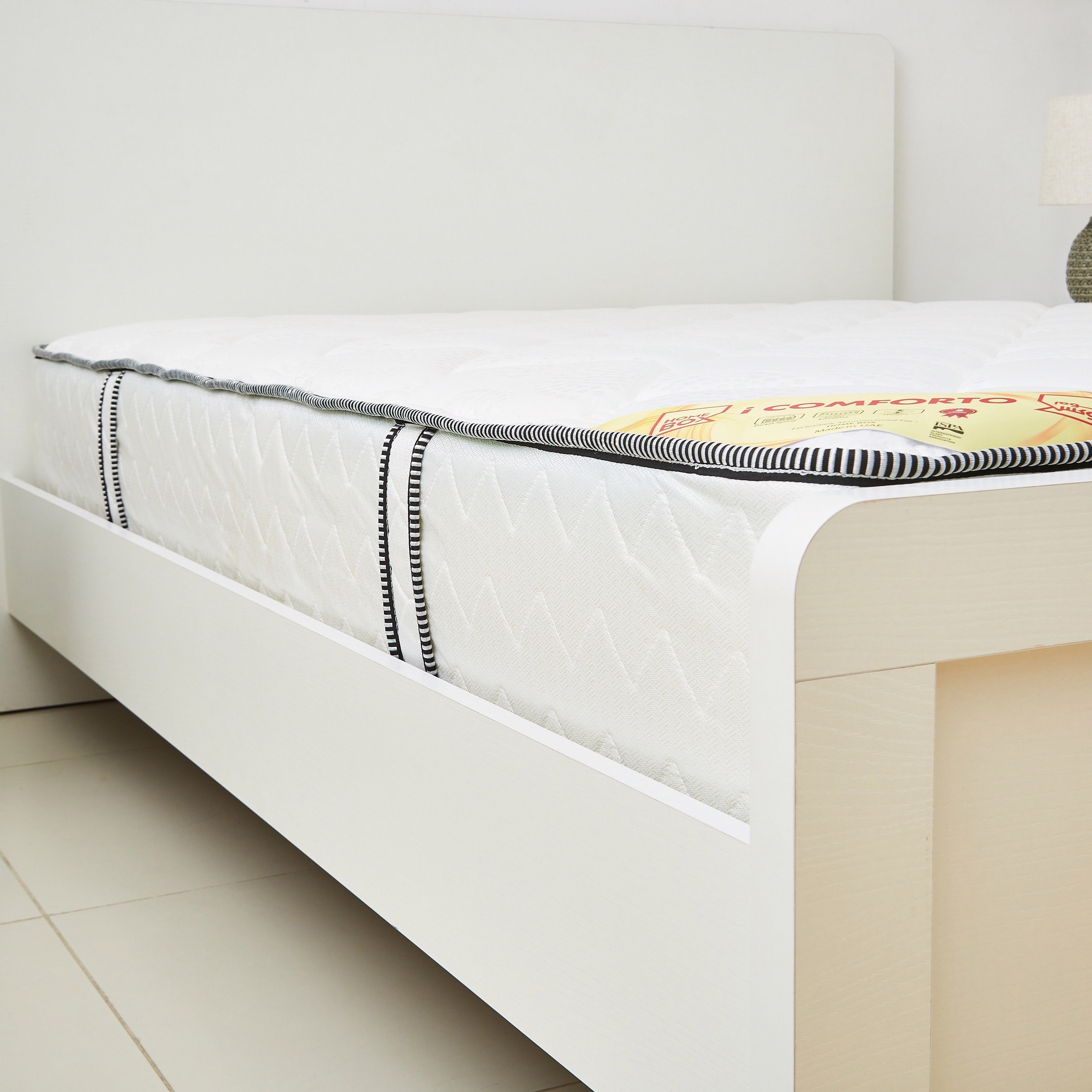 مرتبة كوين بنوابض جيبية من آي كومفورتو - 160x200x25 سم-hbxbedroom-mattresses-queen-image-5