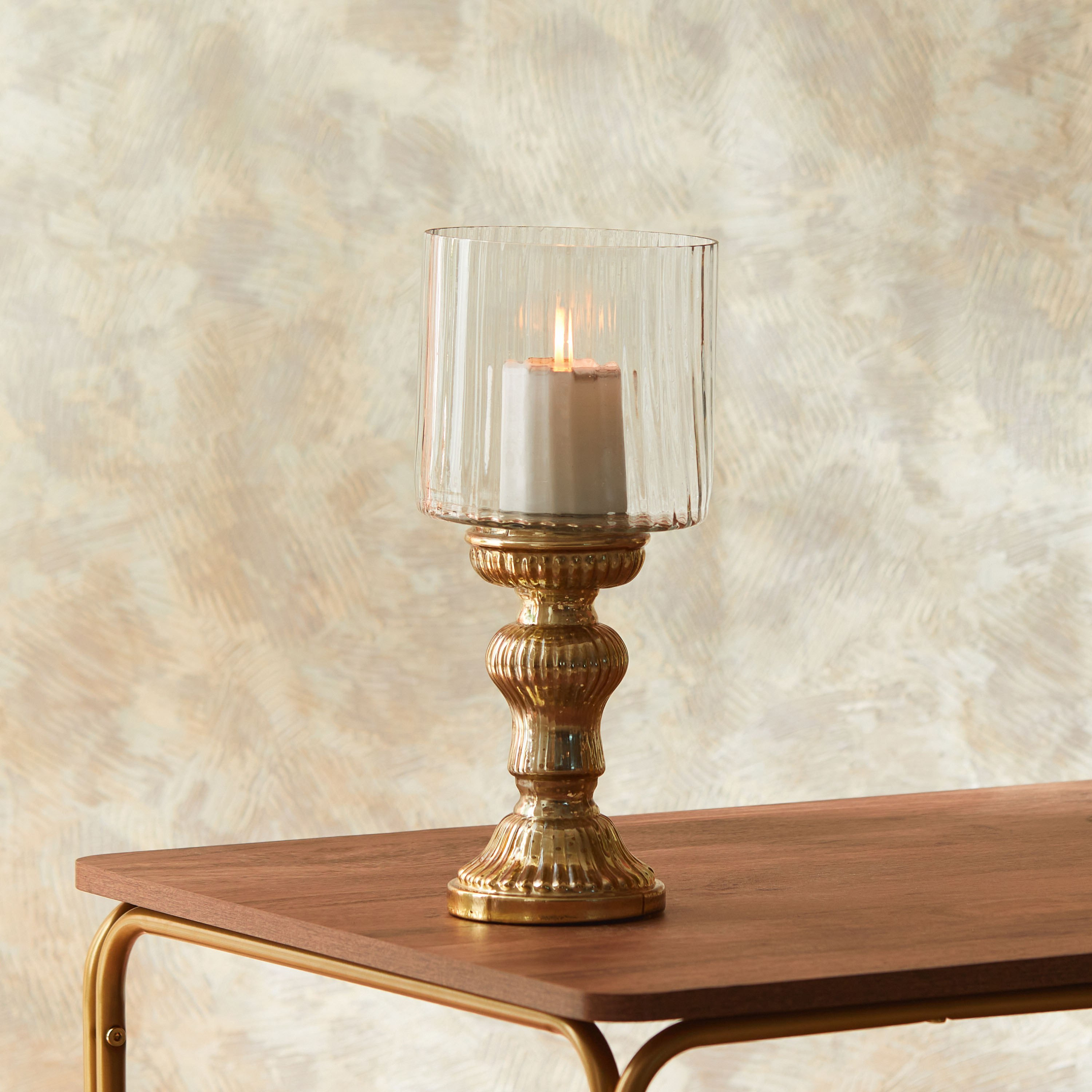 حامل شموع فانوس زجاج مضلّع من جولنار - 15x15x34 سم-hbxlivingroom-decorandaccessories-candleholders-image-1
