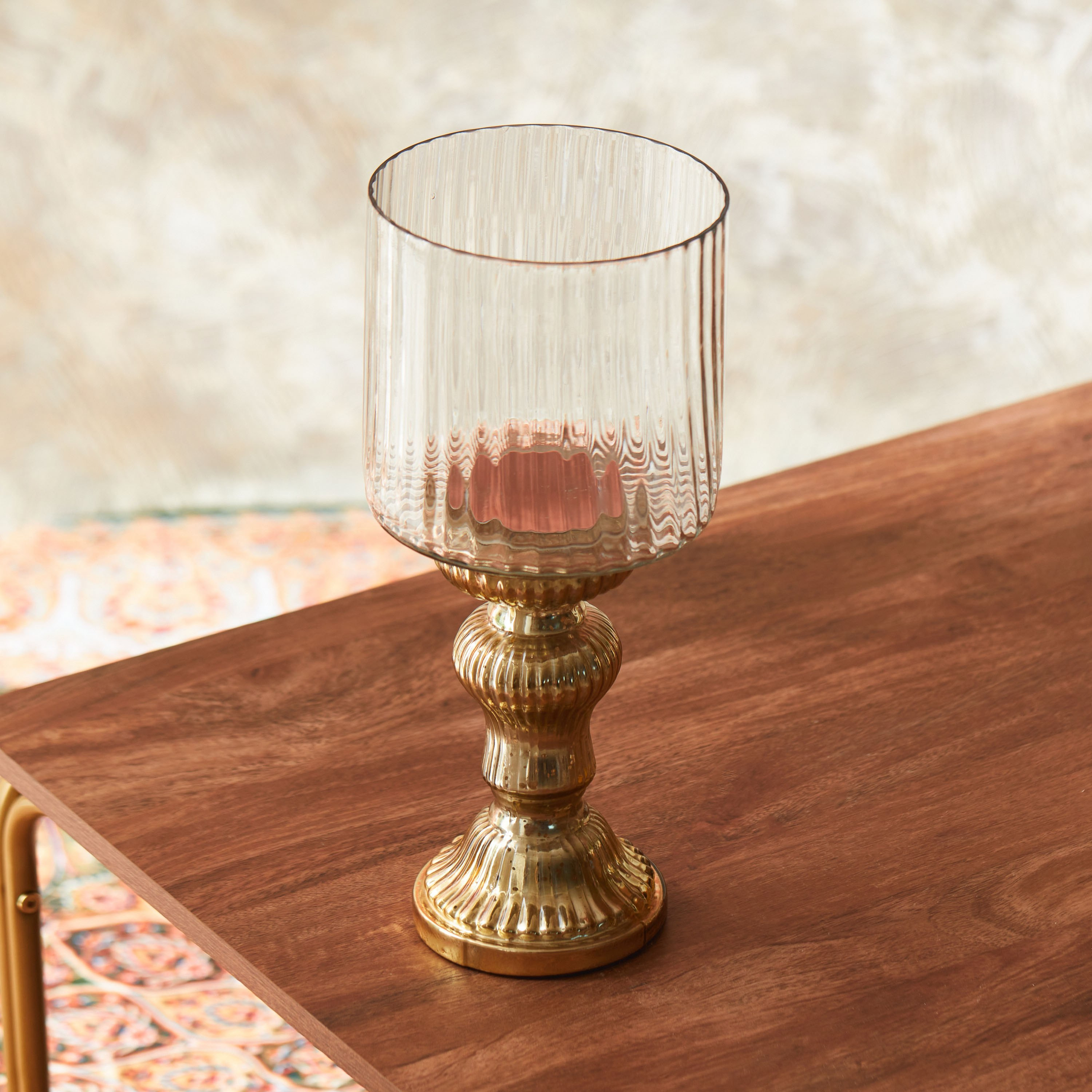 حامل شموع فانوس زجاج مضلّع من جولنار - 15x15x34 سم-hbxlivingroom-decorandaccessories-candleholders-image-3