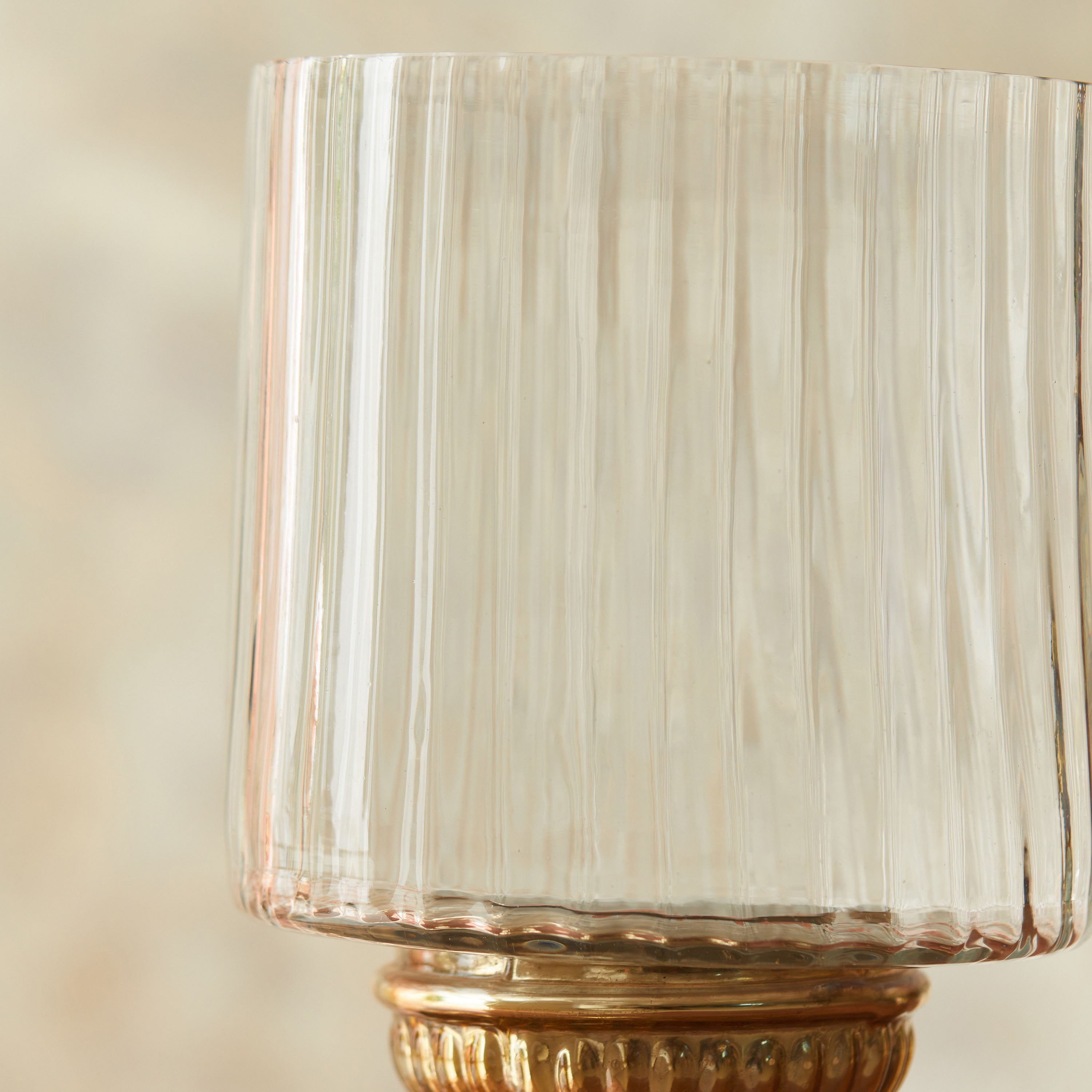 حامل شموع فانوس زجاج مضلّع من جولنار - 15x15x34 سم-hbxlivingroom-decorandaccessories-candleholders-image-5