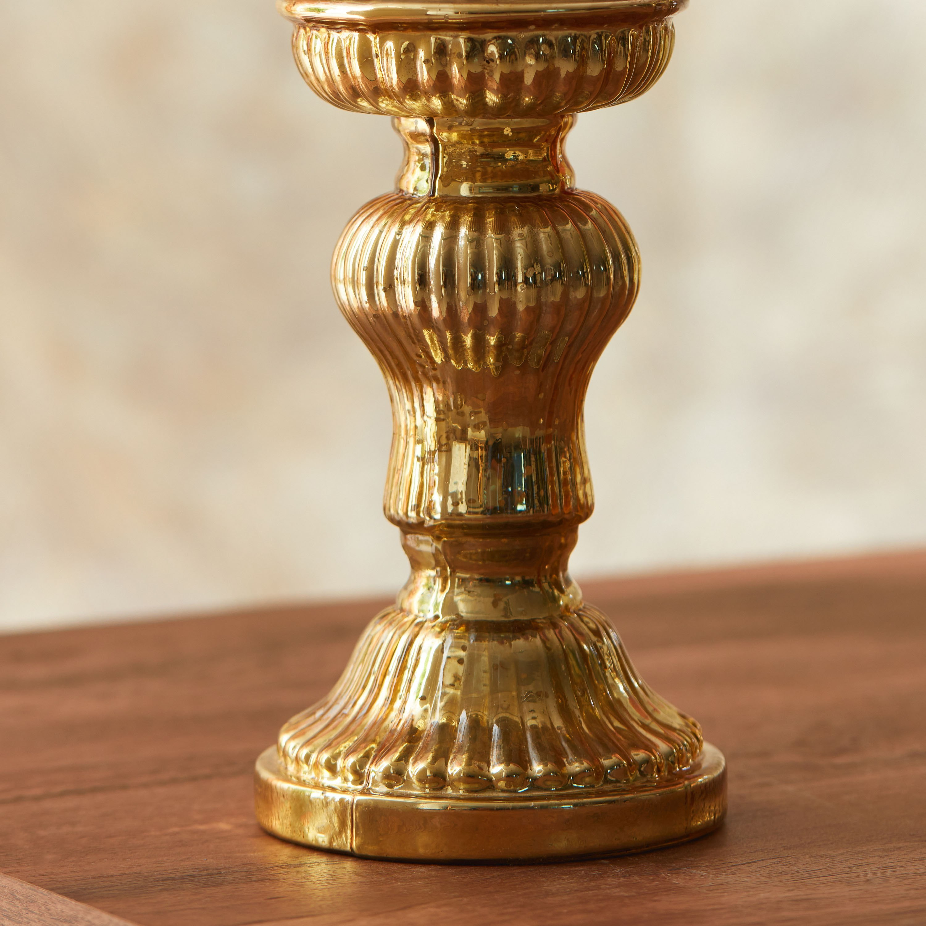 Gulnar Ribbed Glass Hurricane Candleholder - 15x15x40 cm-hbxlivingroom-decorandaccessories-candleholders-image-4