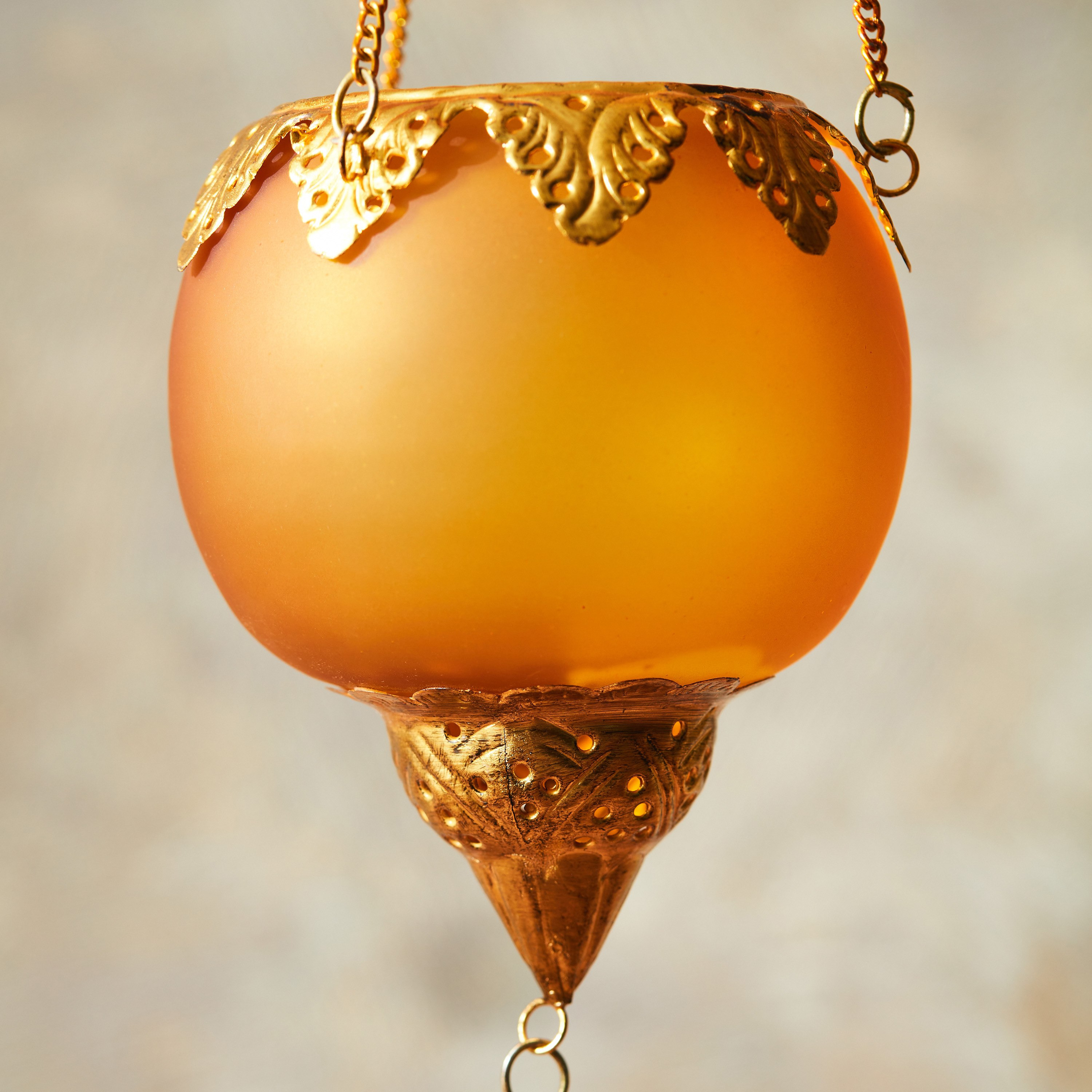حامل شموع زجاج معلق بشكل قطرة من جولنار - 18x18x23 سم-hbxlivingroom-decorandaccessories-candleholders-image-3