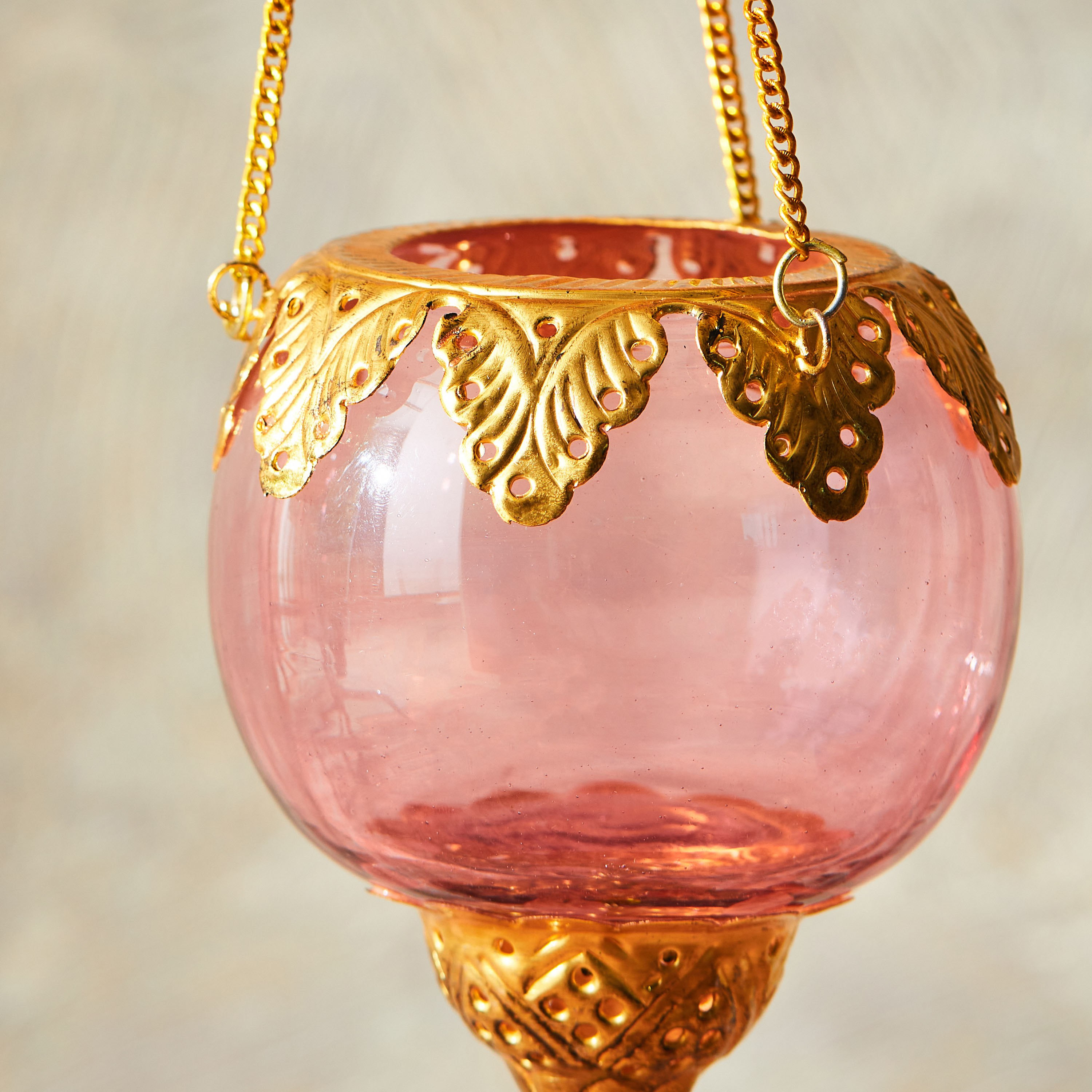 حامل شموع زجاج معلق بشكل قطرة من جولنار - 18x18x23 سم-hbxlivingroom-decorandaccessories-candleholders-image-3