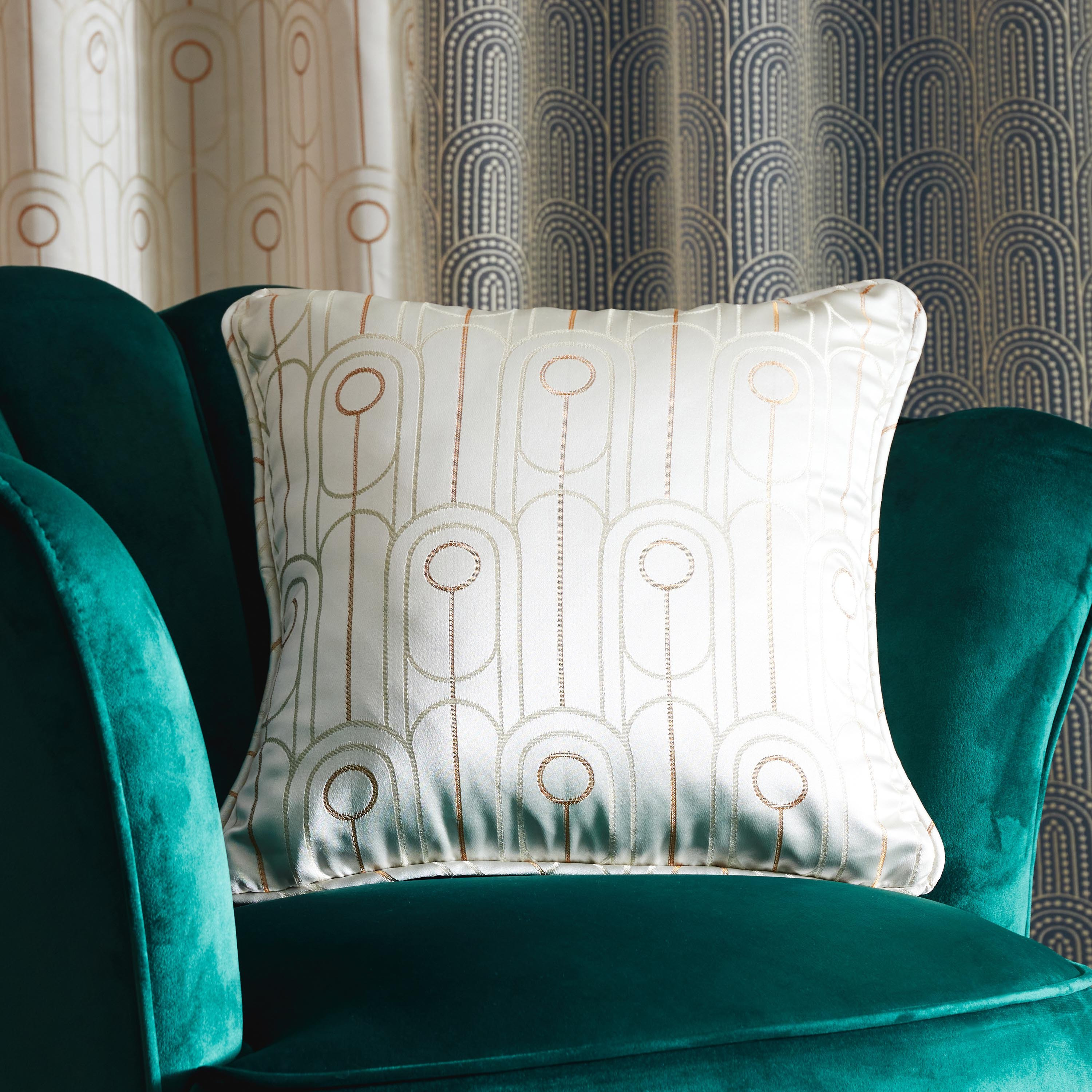 غطاء وسادة جاكارد من آمبريدج - 40x40 سم-PROMO_HB_AE_B1G1_250925-image-1