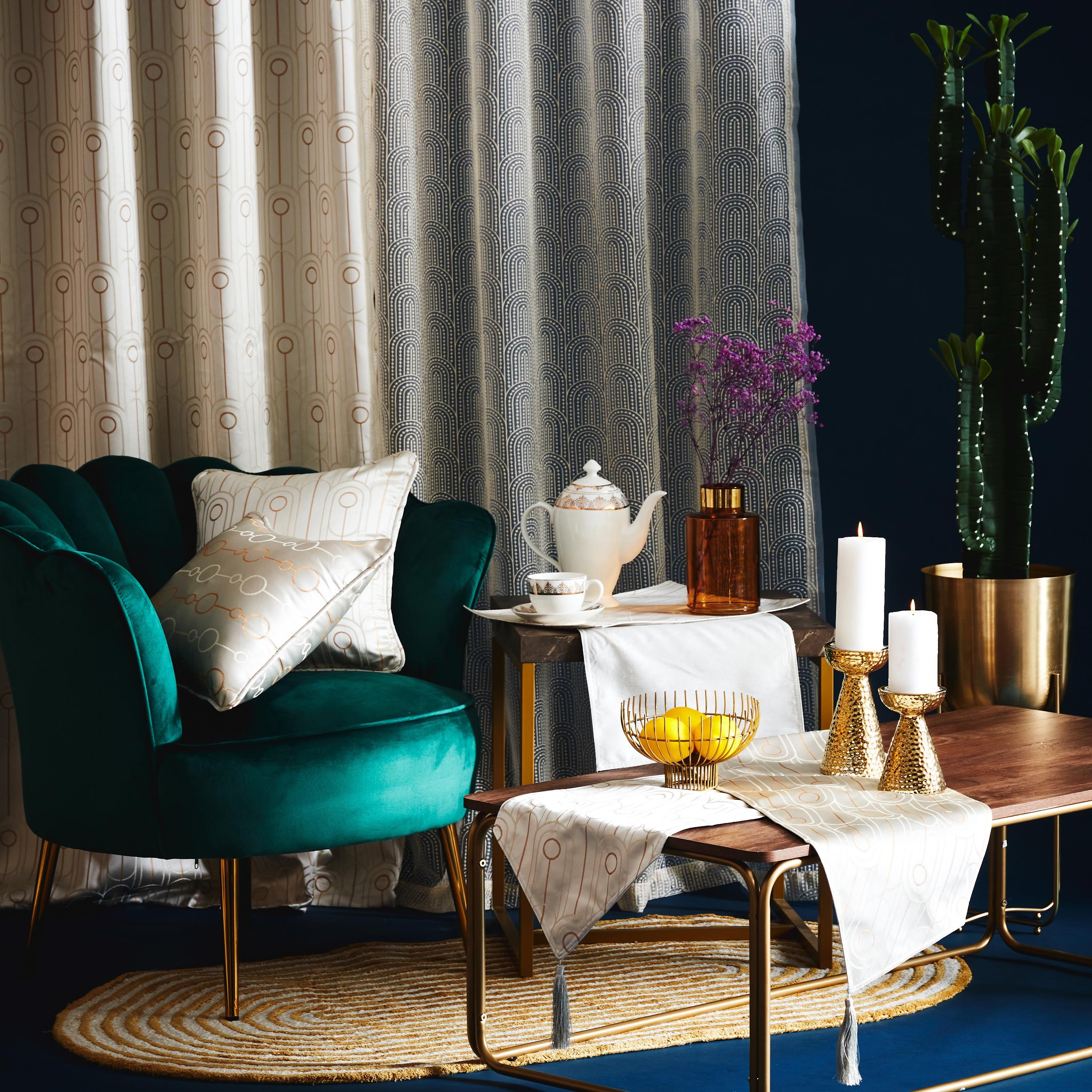 طقم لبادة صحون جاكارد قابل للاستخدام على الوجهين قطعتين من أمبريدج - 33x48 سم-hbxdecorandfurnishings-homefurnishings-tablelinens-image-5