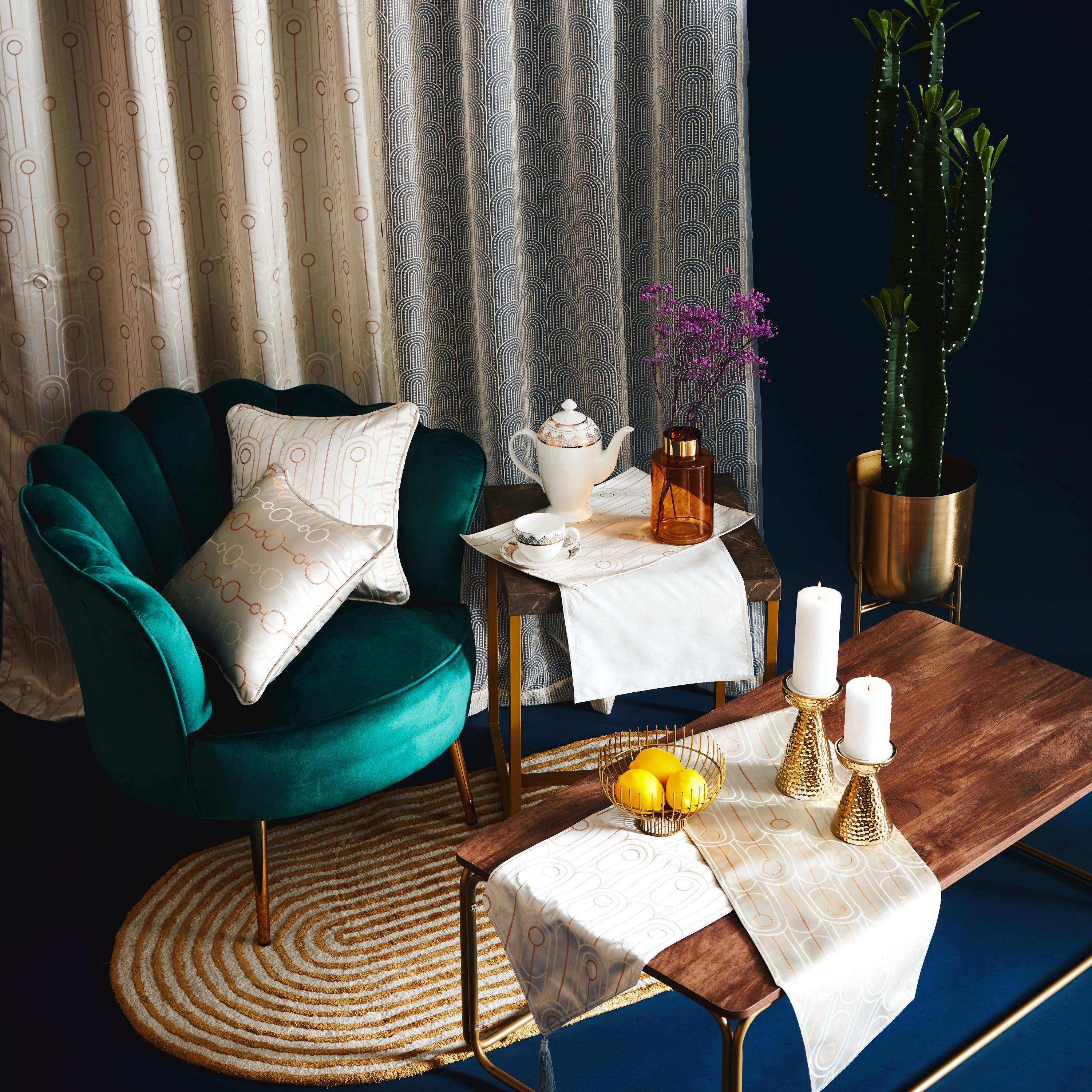 مفرش طاولة جاكارد من آمبريدج - 33x180 سم-hbxdecorandfurnishings-homefurnishings-tablelinens-image-6