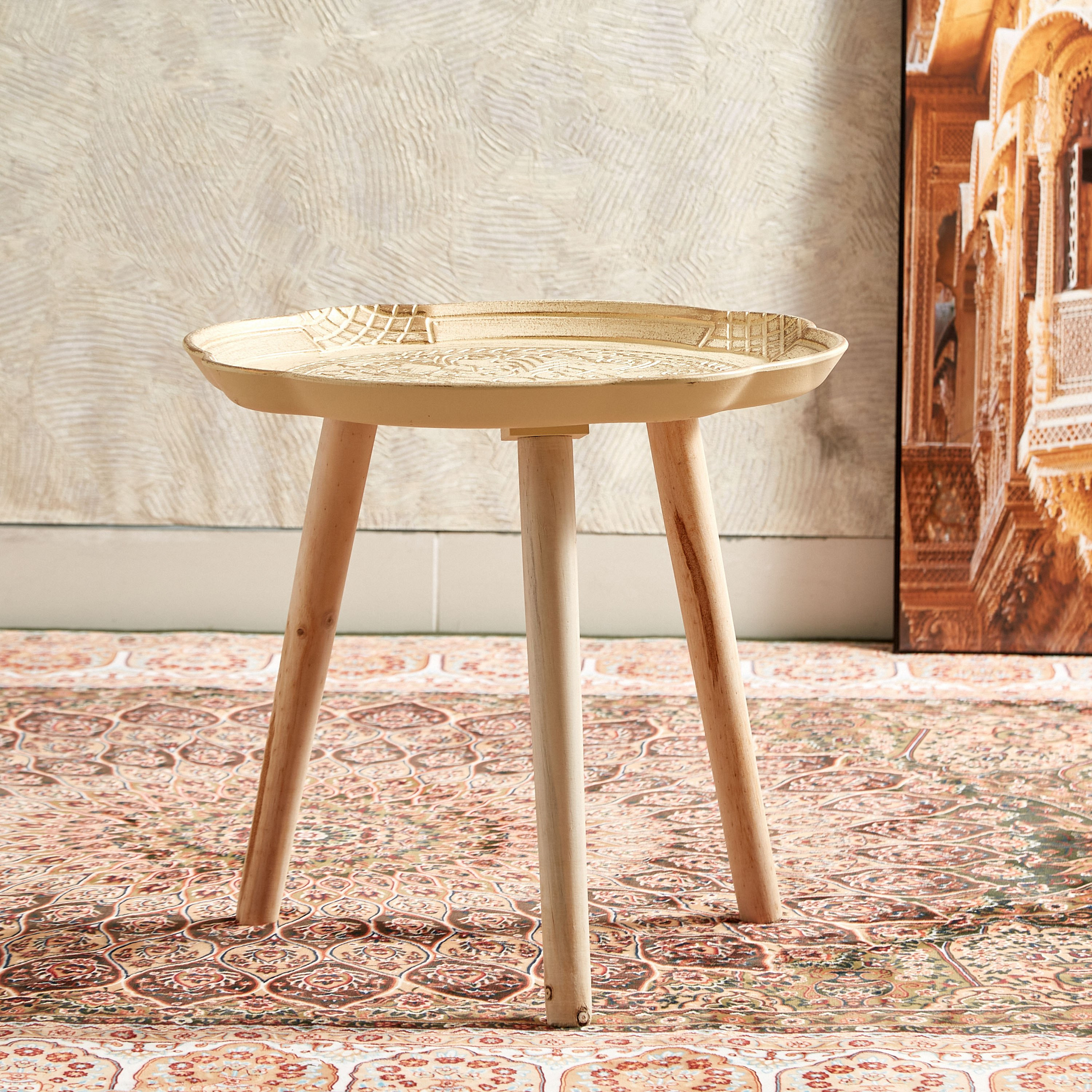 طاولة محفورة من ألواح ليفية متوسط الكثافة من آشر - 43×43×40 سم-hbxfurniture-livingroom-endtables-image-1